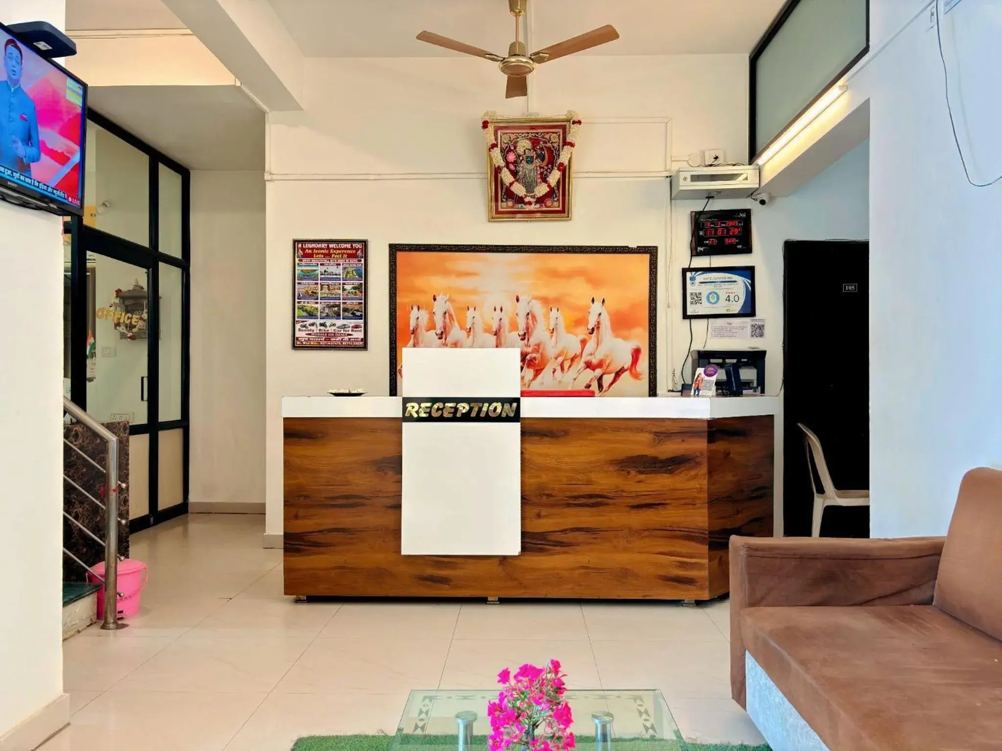 Lobby or reception in Hotel Sunrise Inn Lobby or reception in Hotel Sunrise Inn