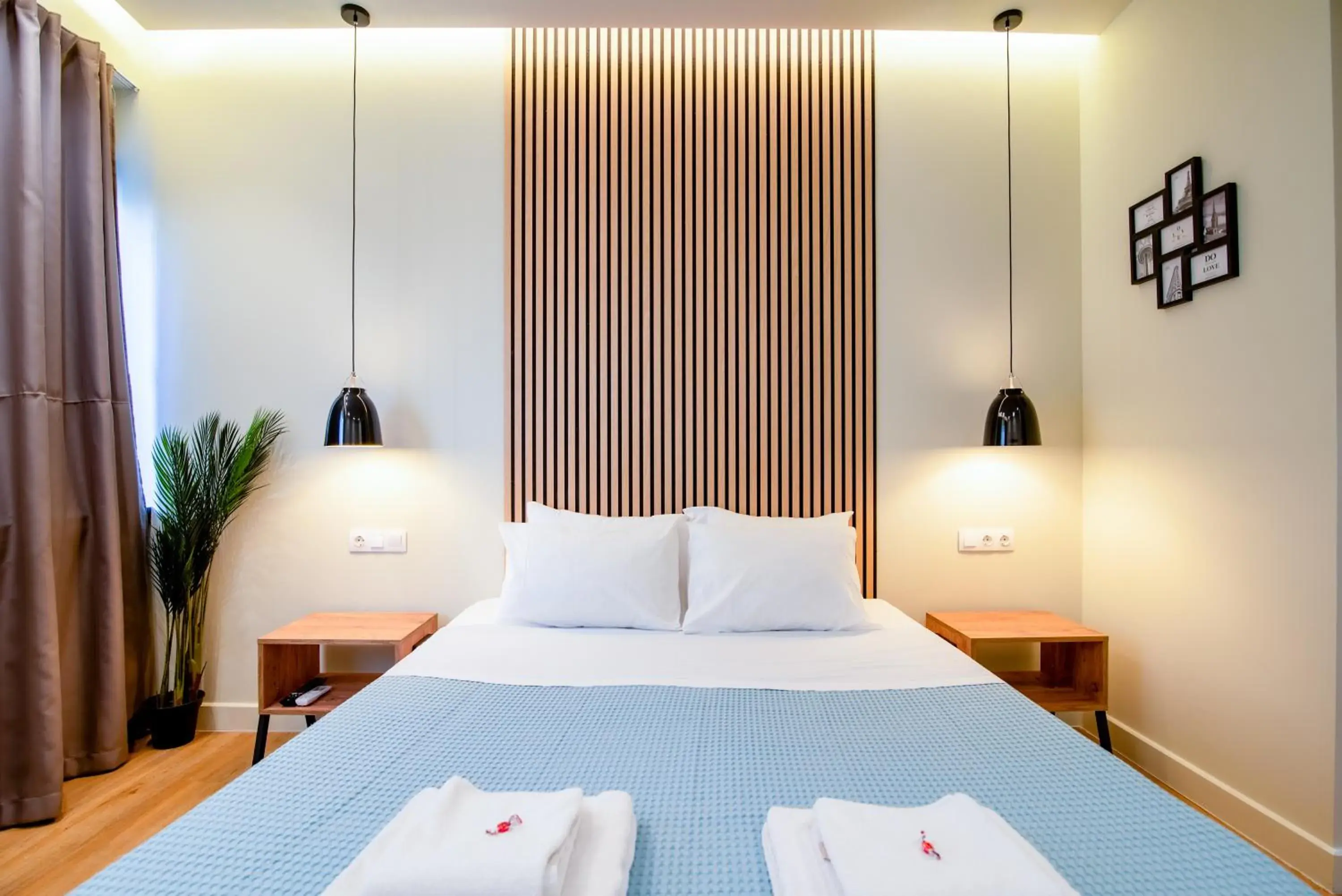 Deluxe Double or Twin Room in Still Athens Deluxe Double or Twin Room in Still Athens