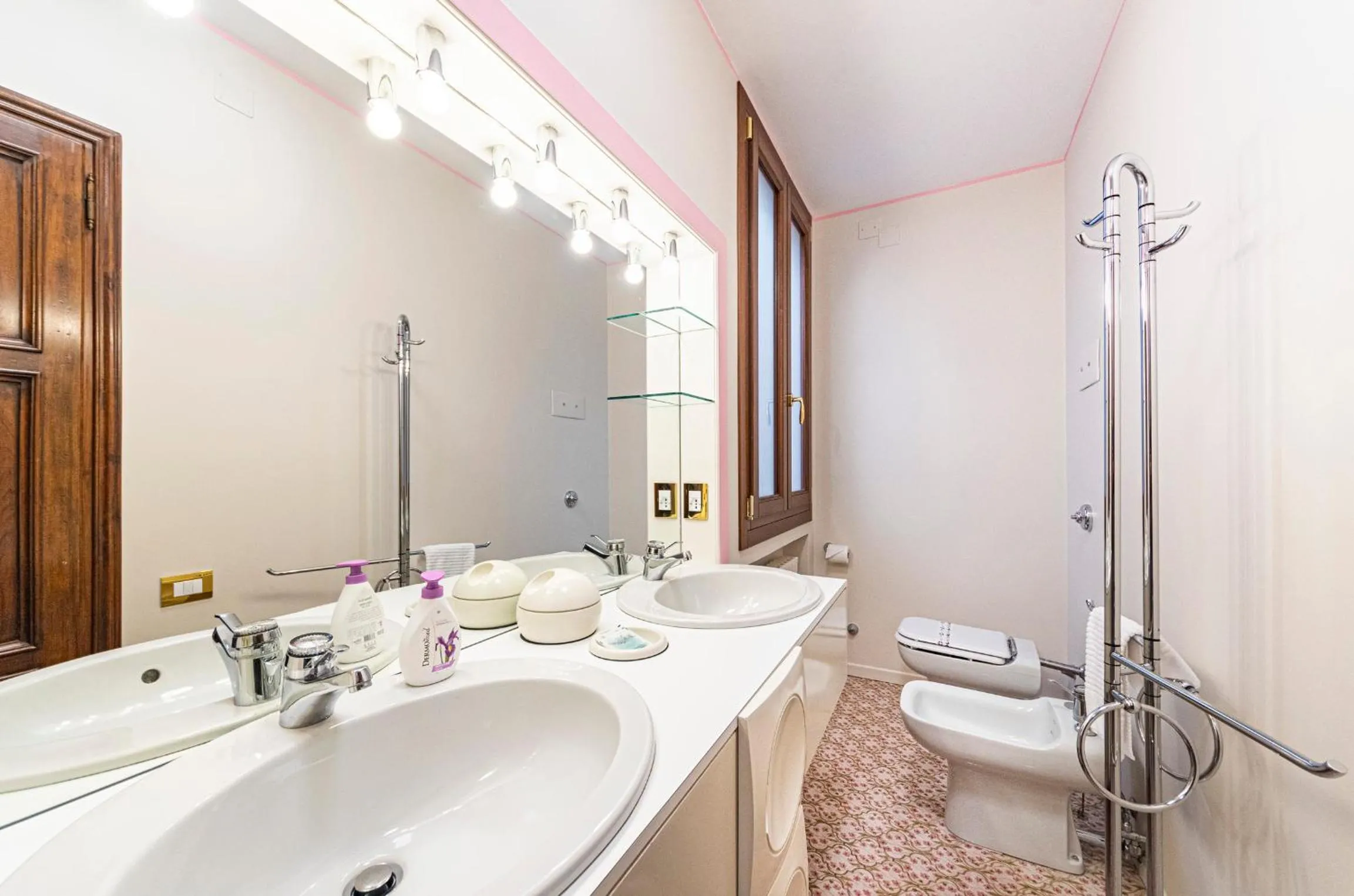 Bathroom in Ca' Pellegrini Luxury Grand Canal