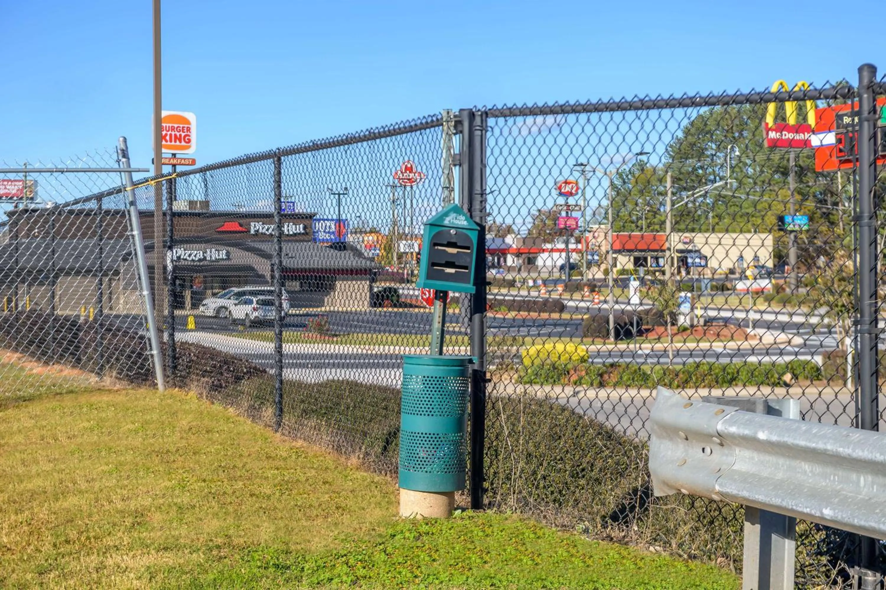 Other in Motel 6-Commerce, GA