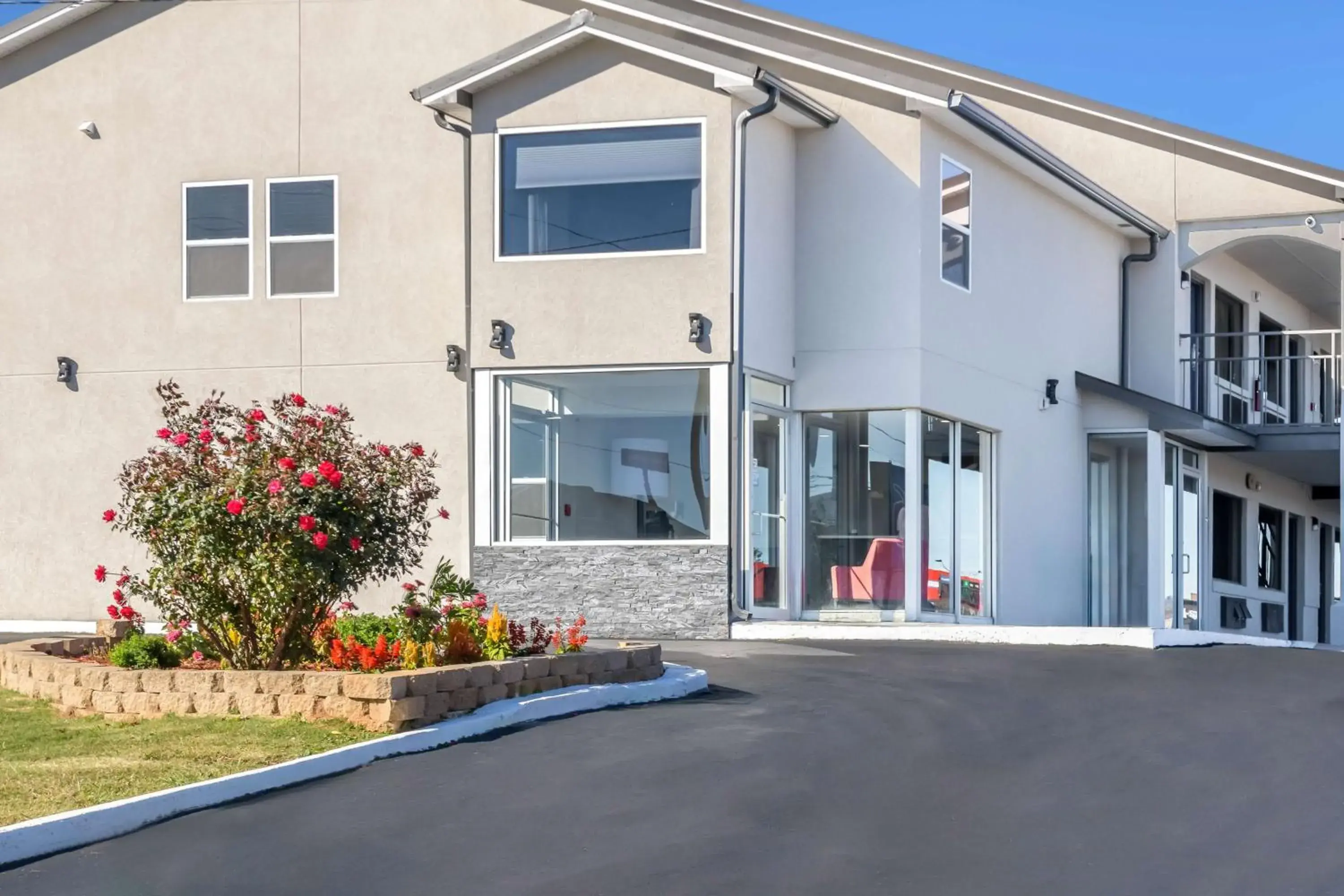 Property building in Motel 6-Commerce, GA Property building in Motel 6-Commerce, GA