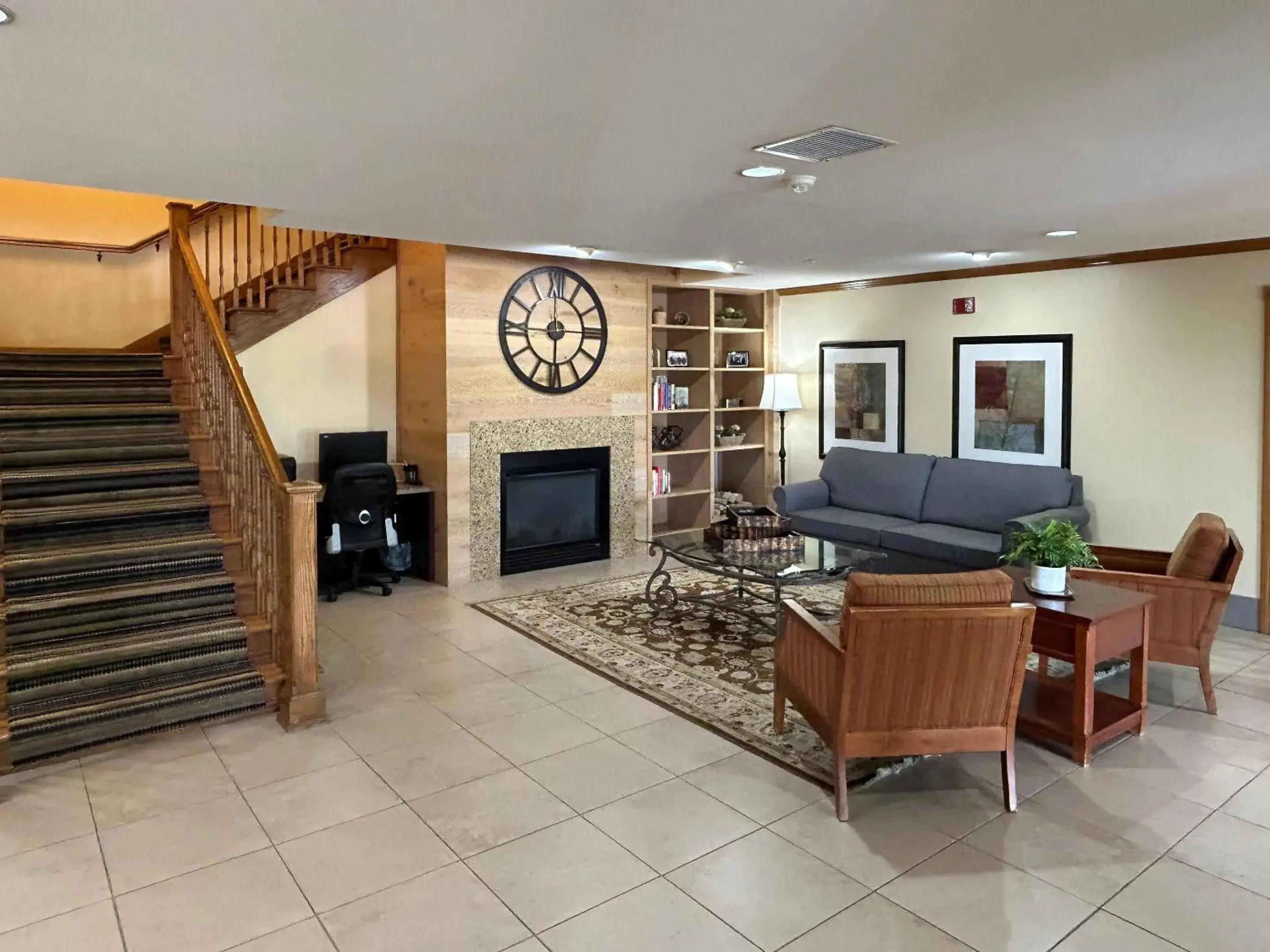 Lobby or reception in Country Inn & Suites by Radisson, Owatonna, MN Lobby or reception in Country Inn & Suites by Radisson, Owatonna, MN