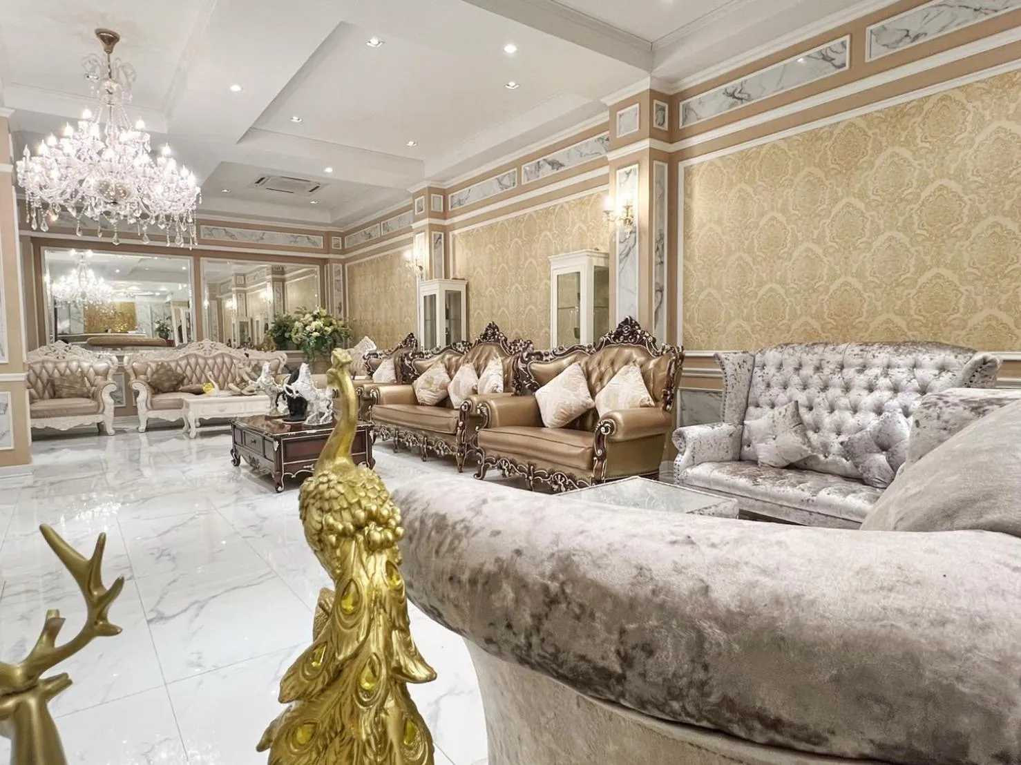 Lobby or reception in Napheera Royal Tel