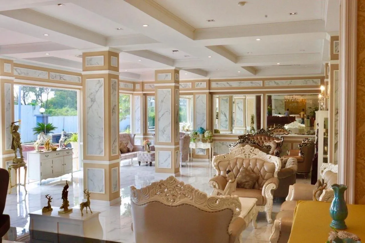 Lobby or reception in Napheera Royal Tel