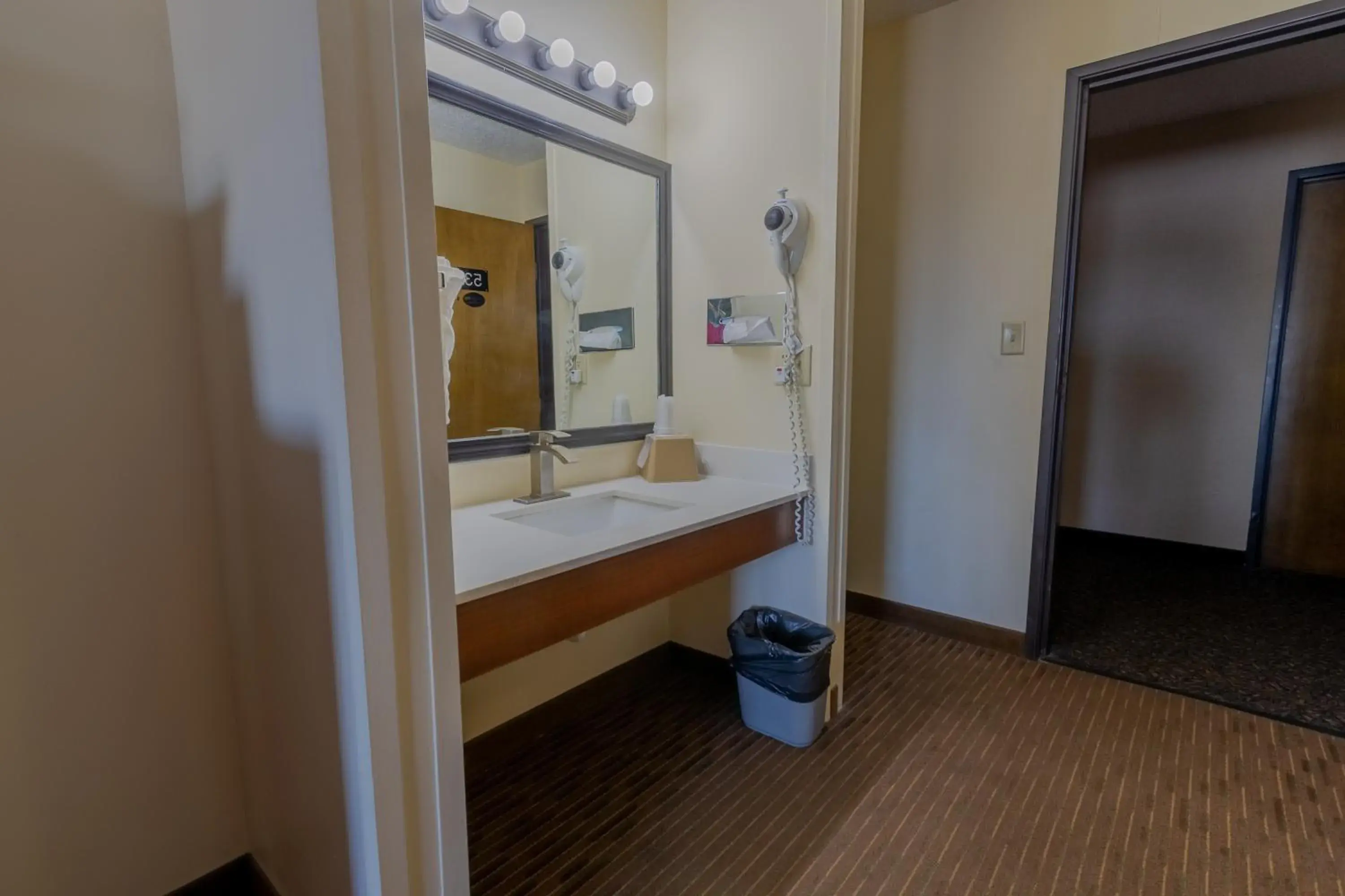 heating, Bed in Thunderbird Lodge heating, Bed in Thunderbird Lodge