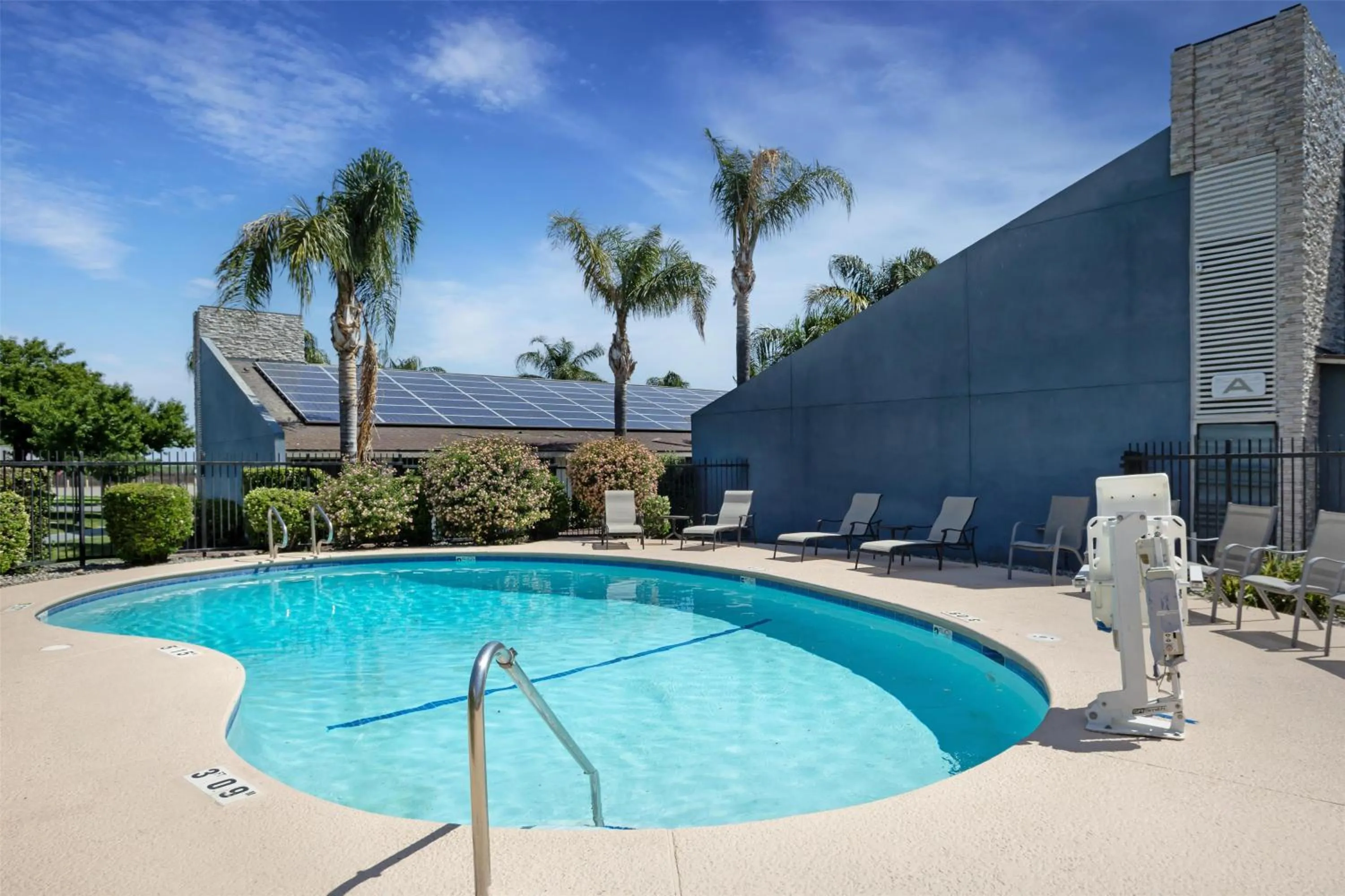 Day in Best Western Big Country Inn