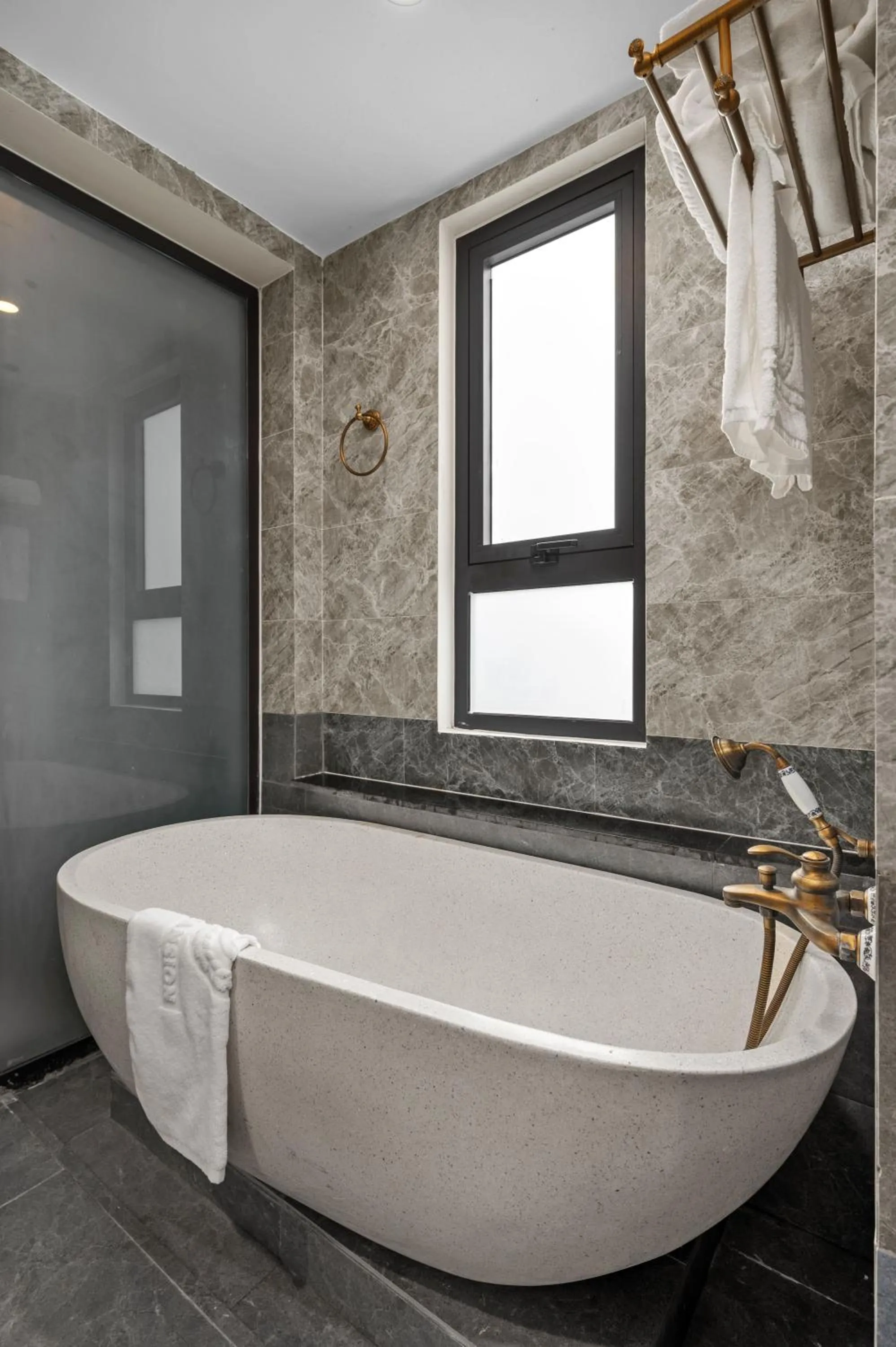 Bathroom in Royal Mansion Boutique Hoi An