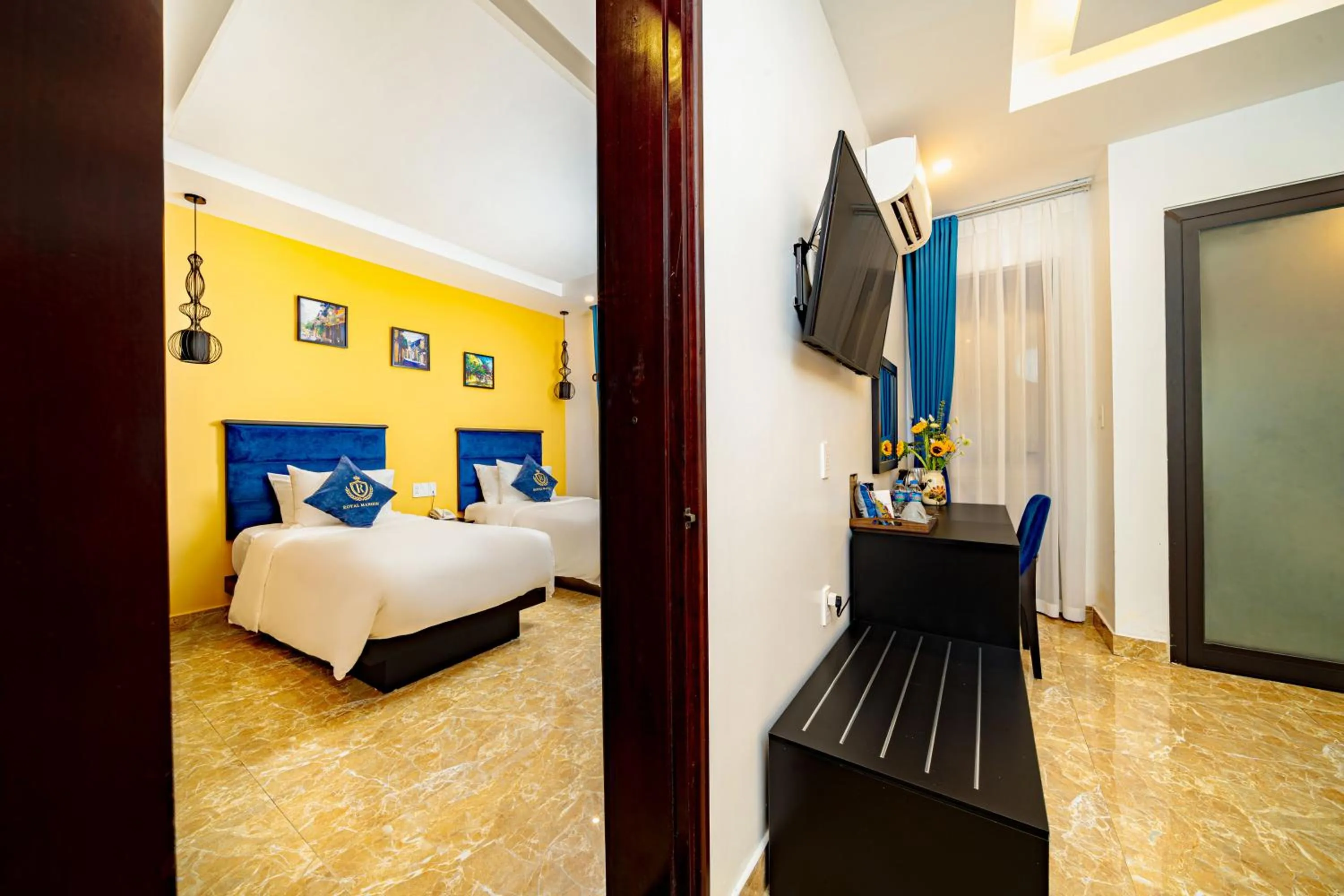 Bed in Royal Mansion Boutique Hoi An