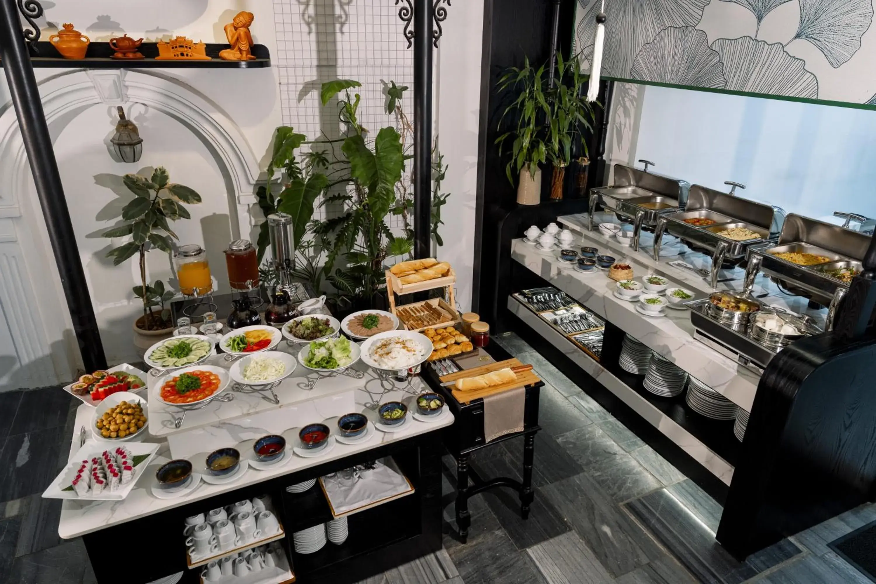 Breakfast in Royal Mansion Boutique Hoi An Breakfast in Royal Mansion Boutique Hoi An