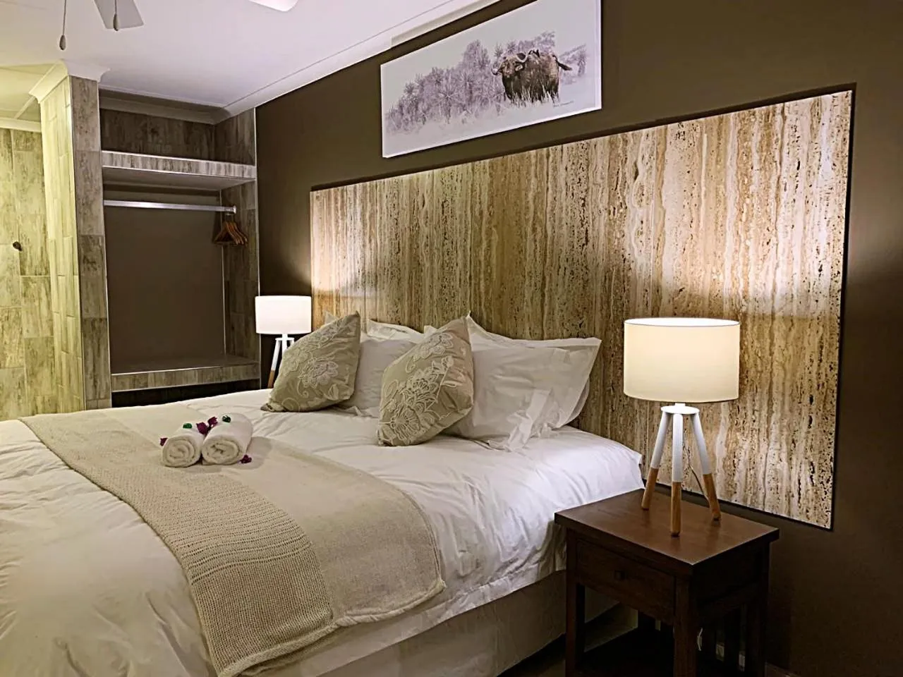 Bedroom, Bed in The Wilds Guest House