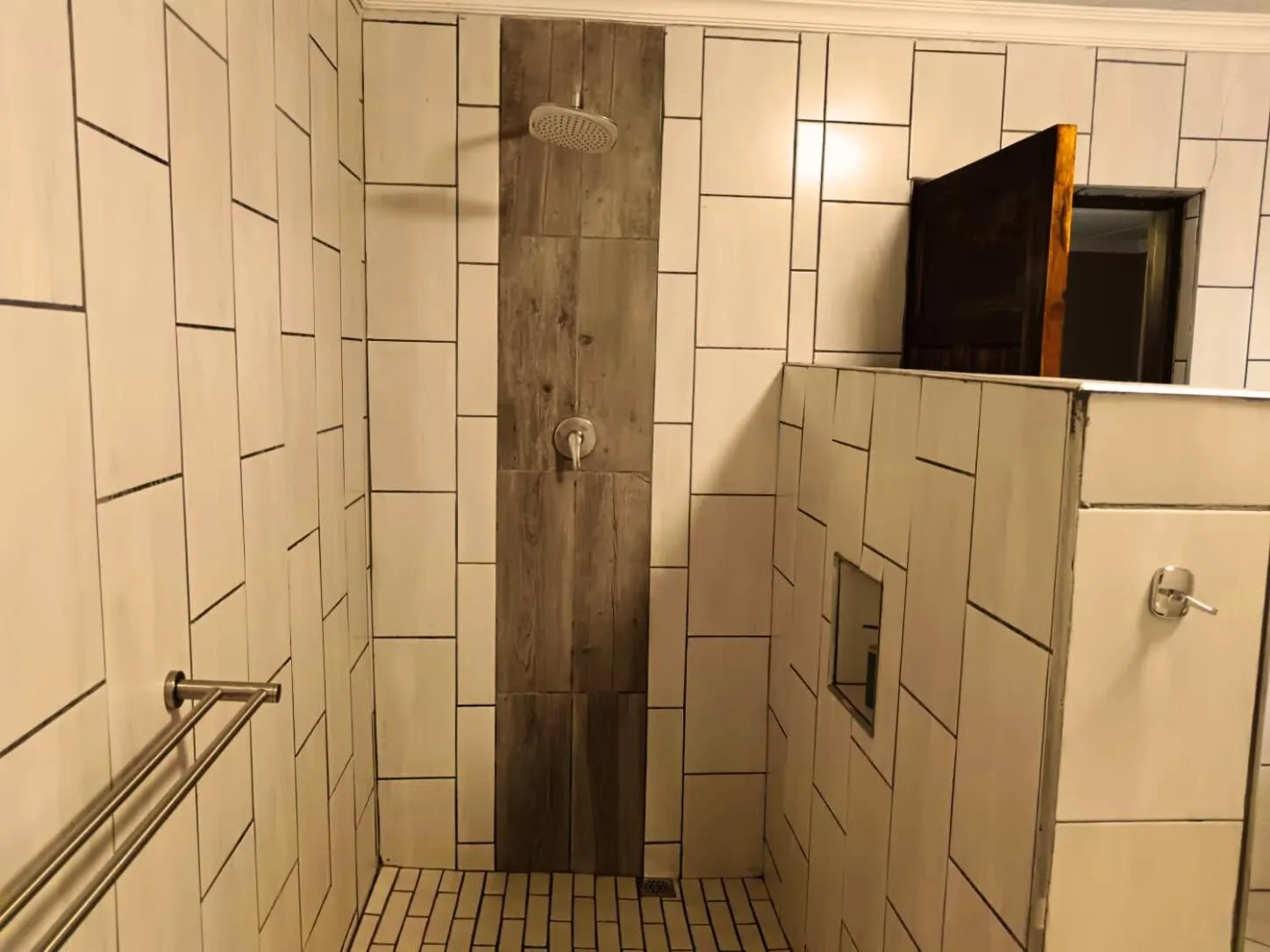 Shower in The Wilds Guest House