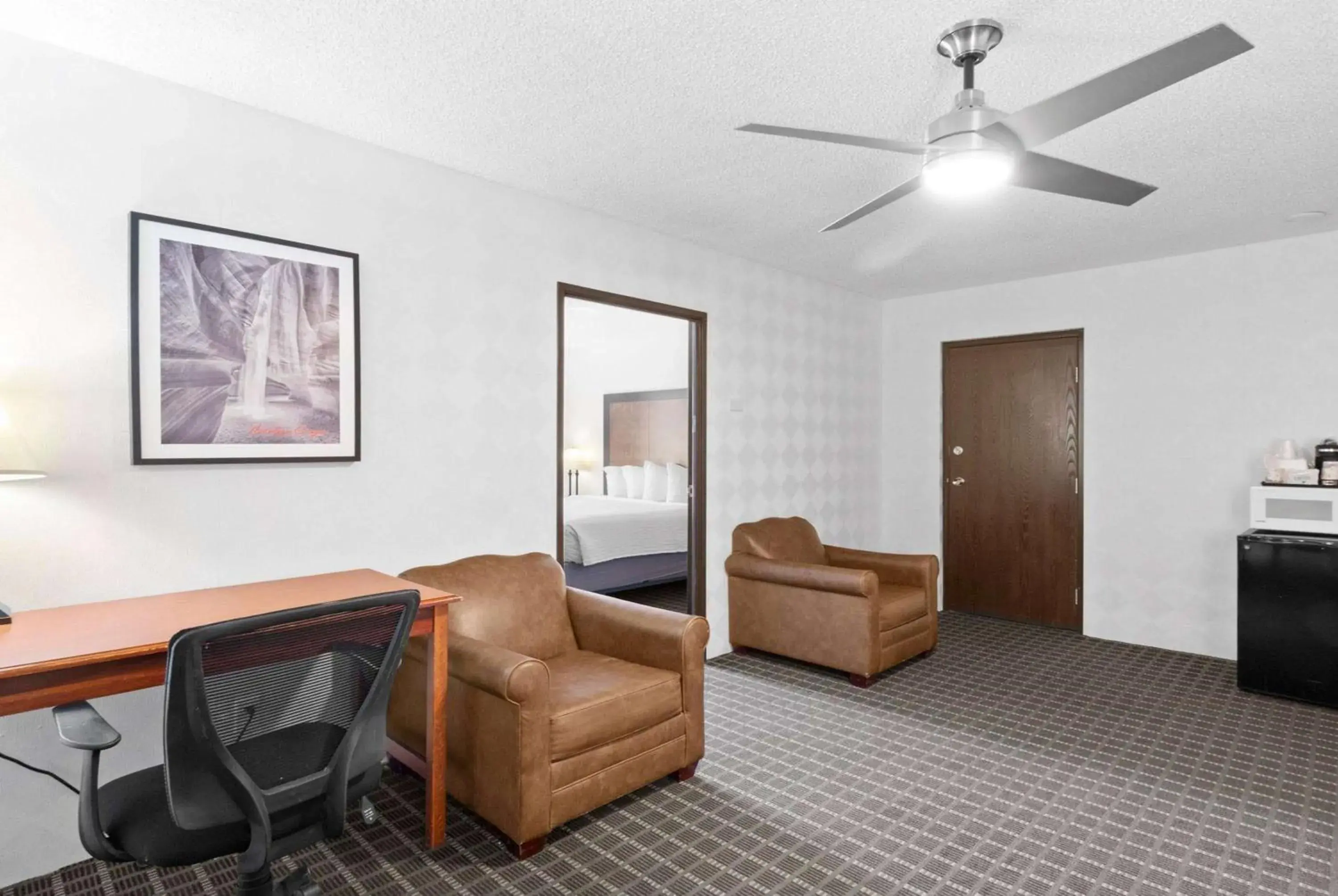 Photo of the whole room in Ramada by Wyndham Richfield UT I-70 Photo of the whole room in Ramada by Wyndham Richfield UT I-70