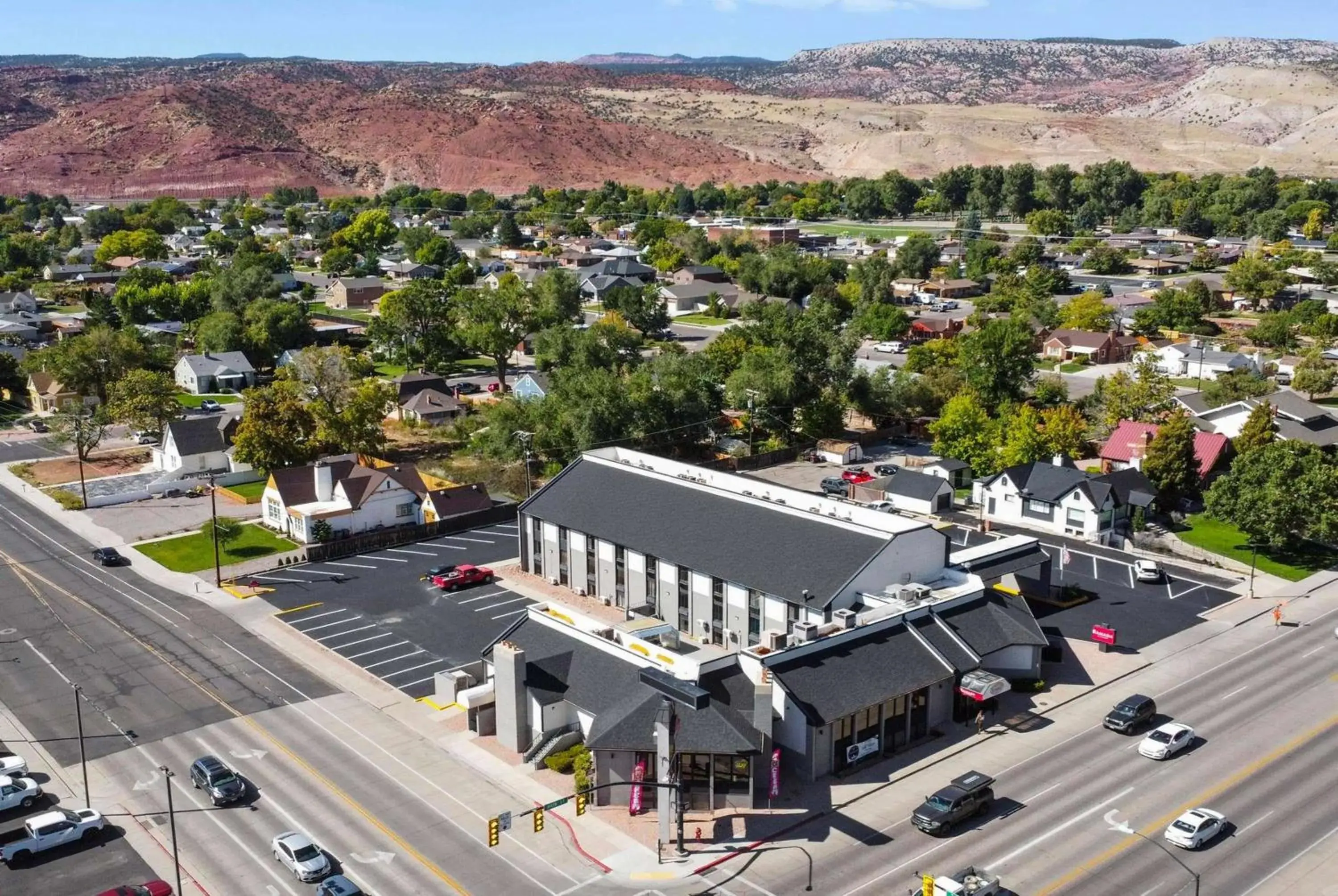 Property building in Ramada by Wyndham Richfield UT I-70 Property building in Ramada by Wyndham Richfield UT I-70
