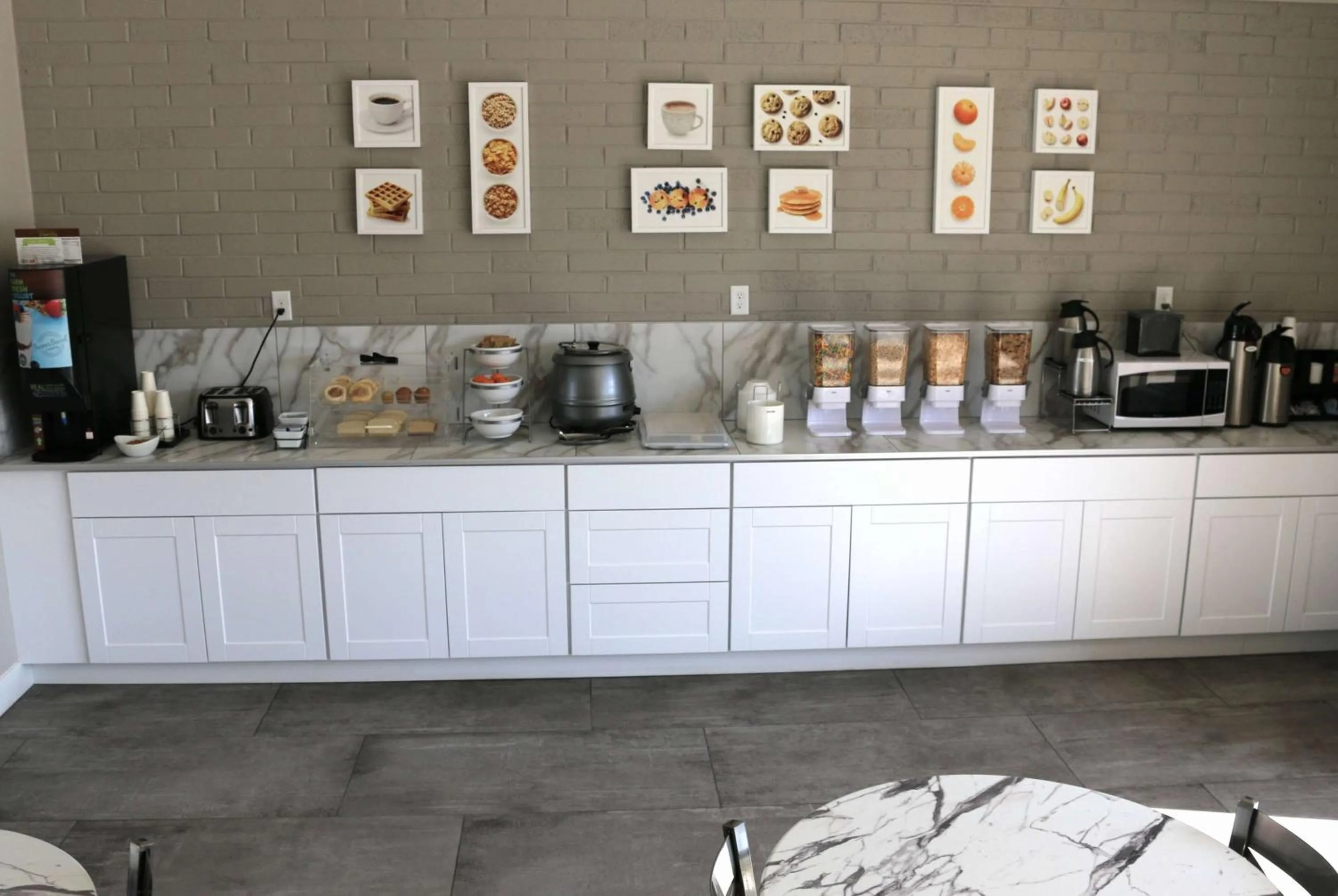 Property building in Ramada by Wyndham Richfield UT I-70