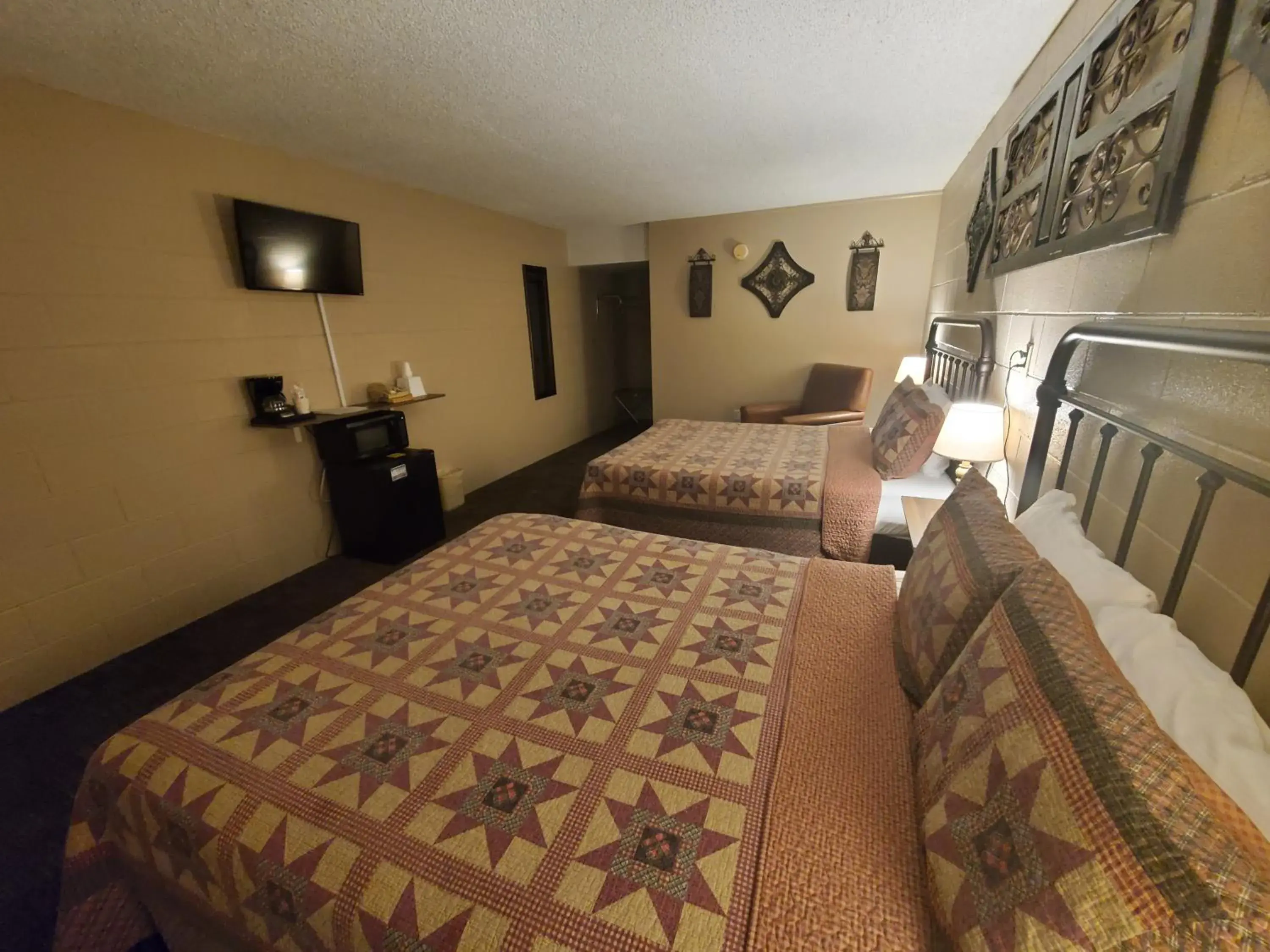 Double Room in Kansas Country Inn Double Room in Kansas Country Inn