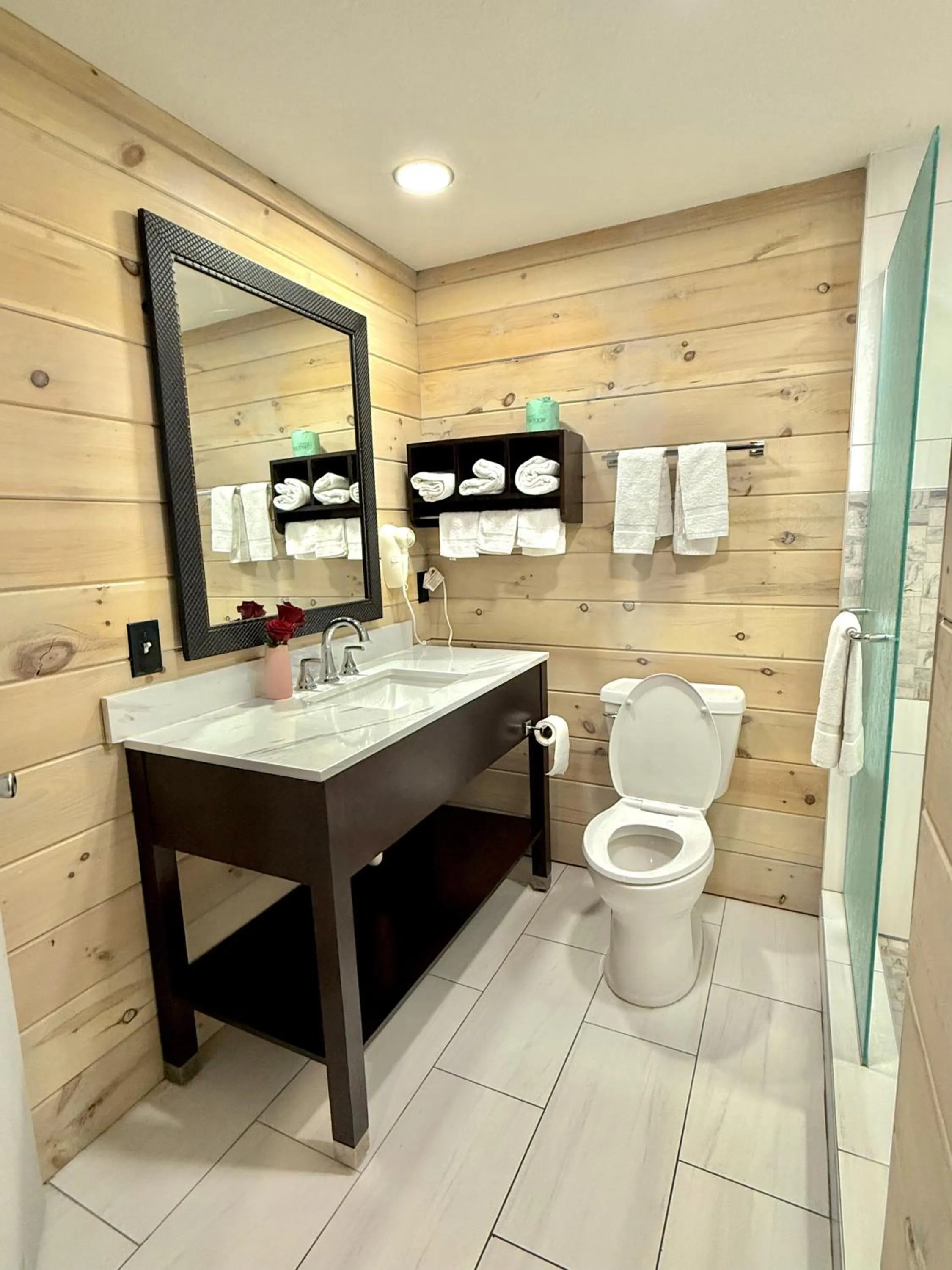 Shower in Tennessee Mountain Lodge