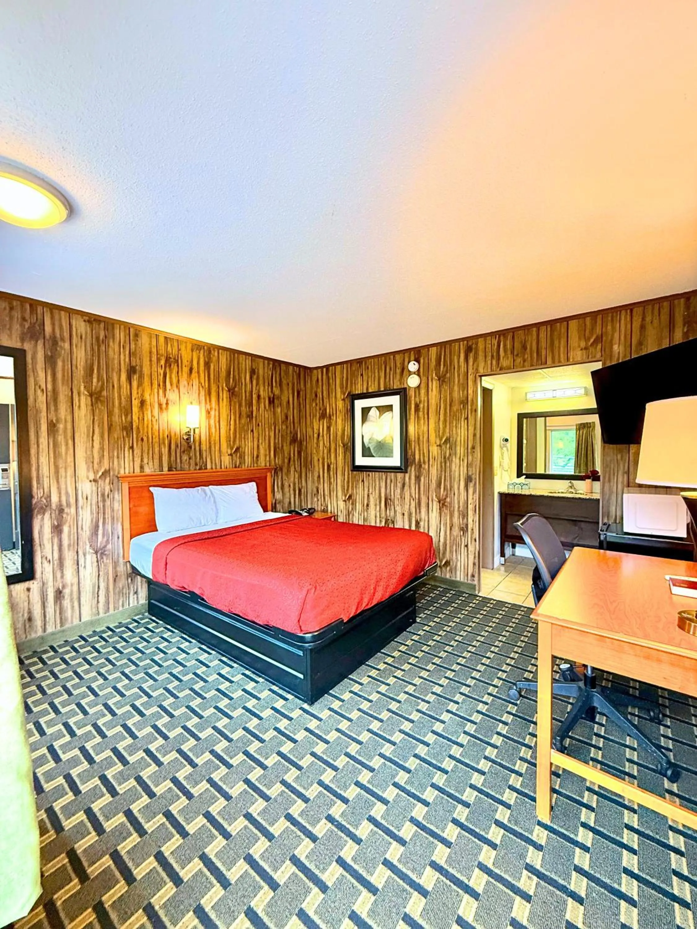 Photo of the whole room in Tennessee Mountain Lodge