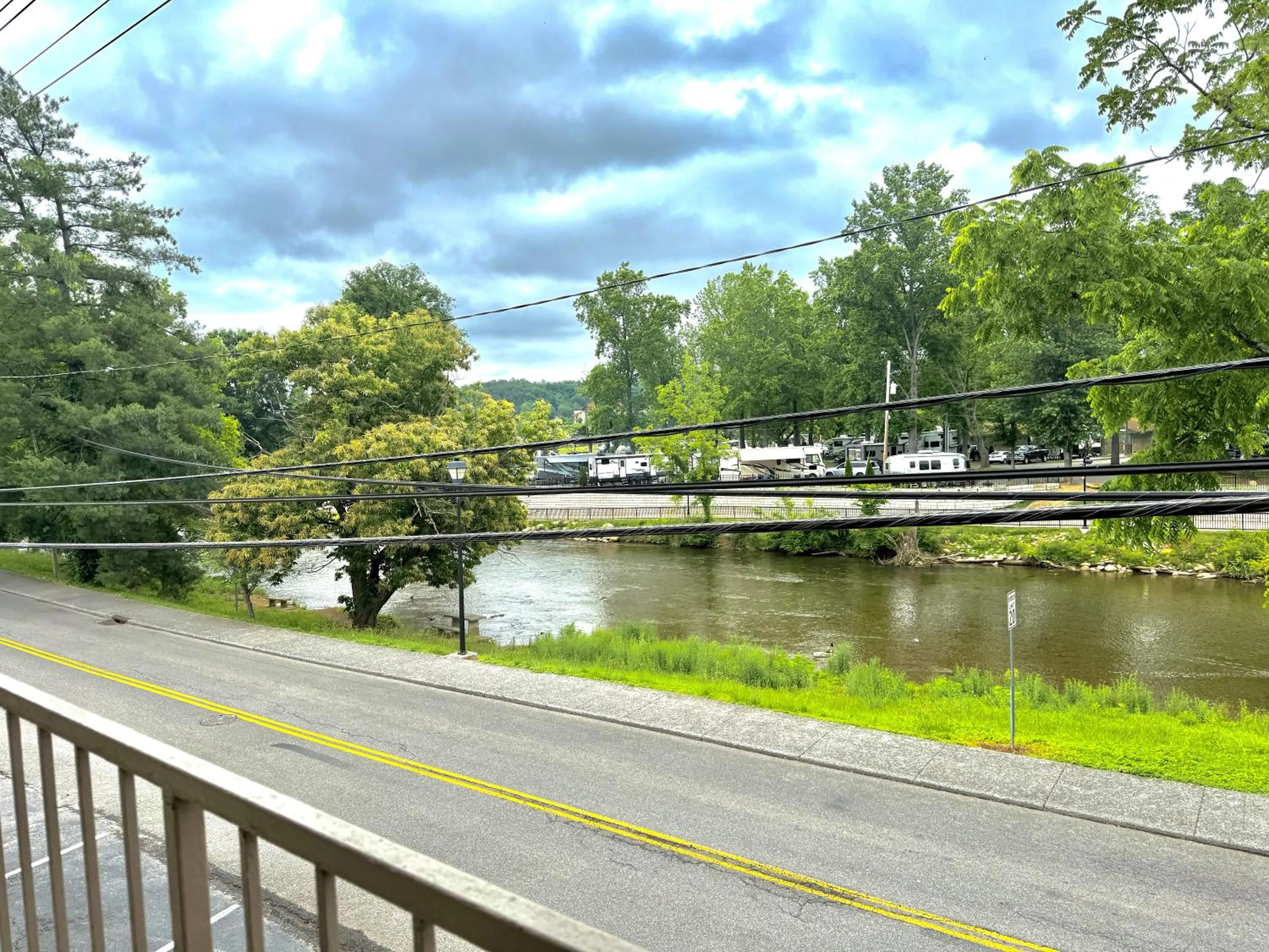 Day in Tennessee Mountain Lodge