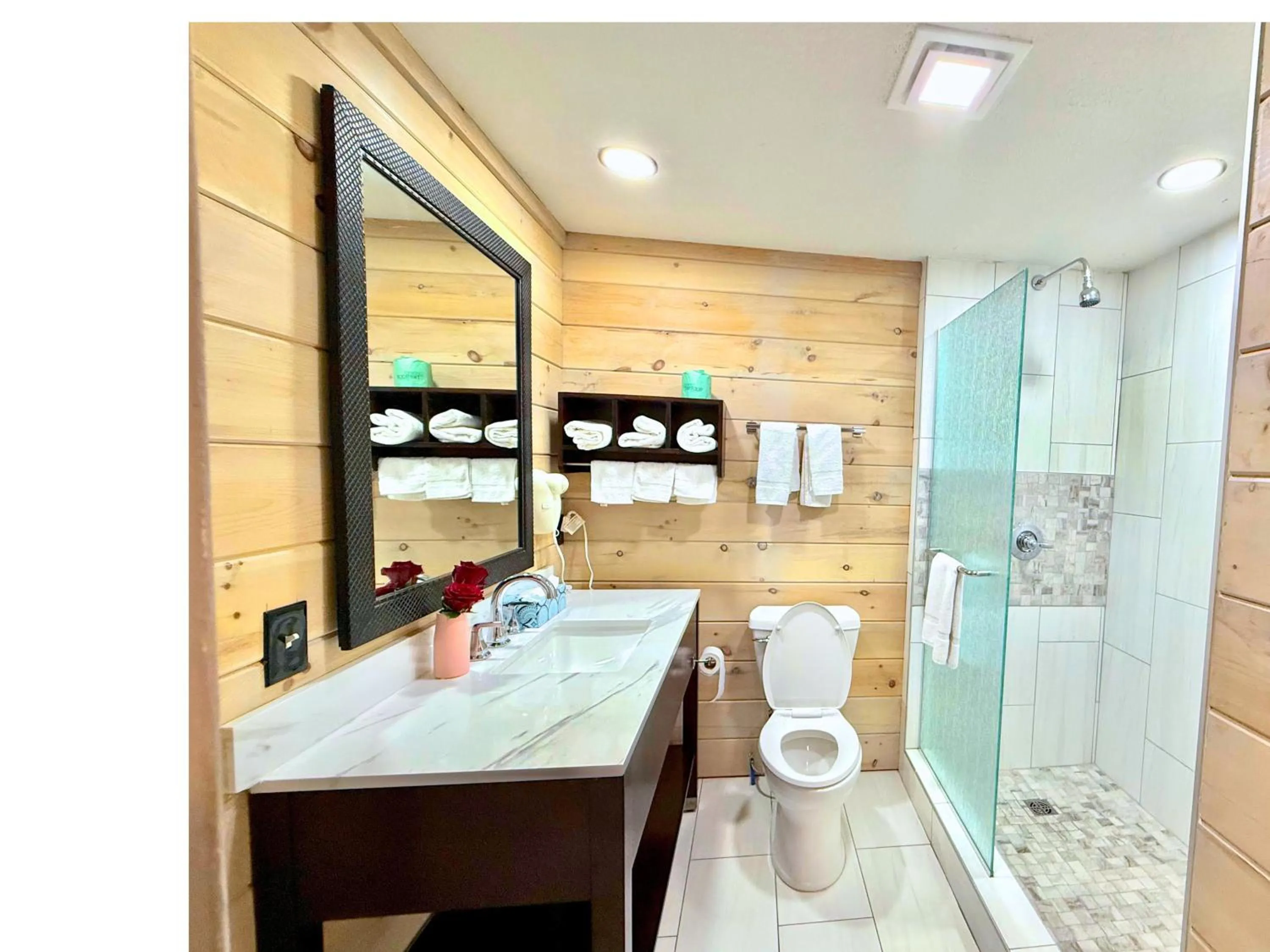 Shower in Tennessee Mountain Lodge