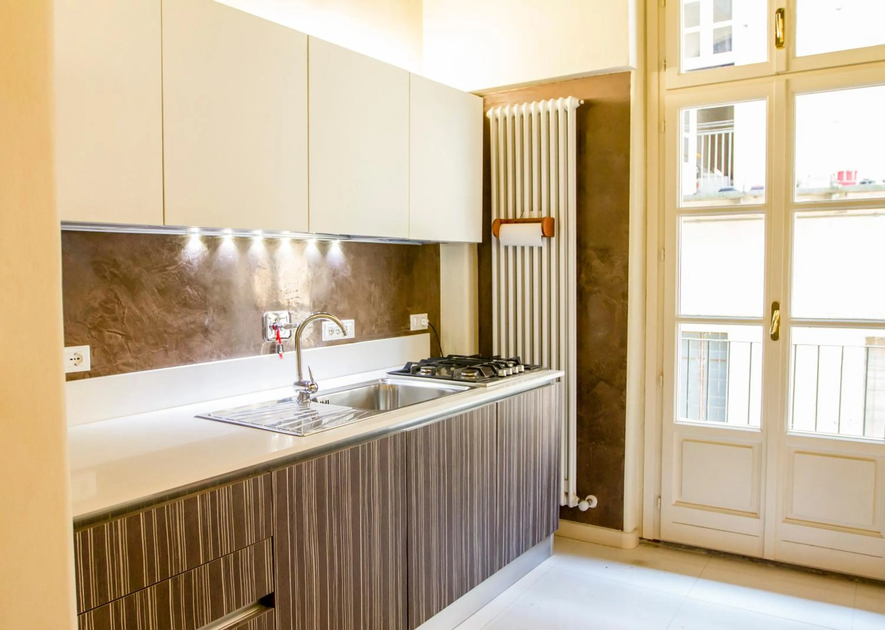 LuxRent Apartment Castello