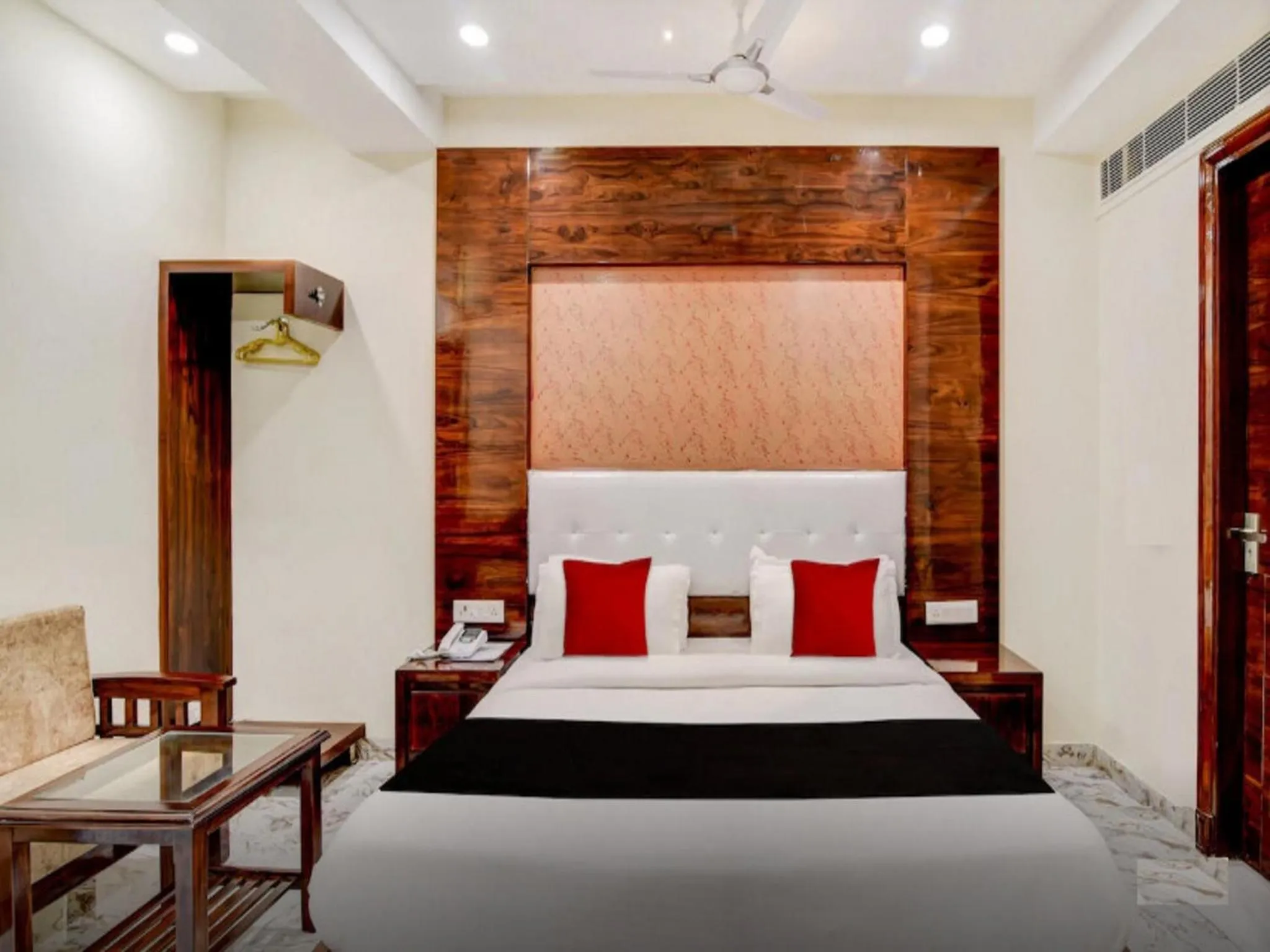 Bedroom, Bed in The Grand Uddhav