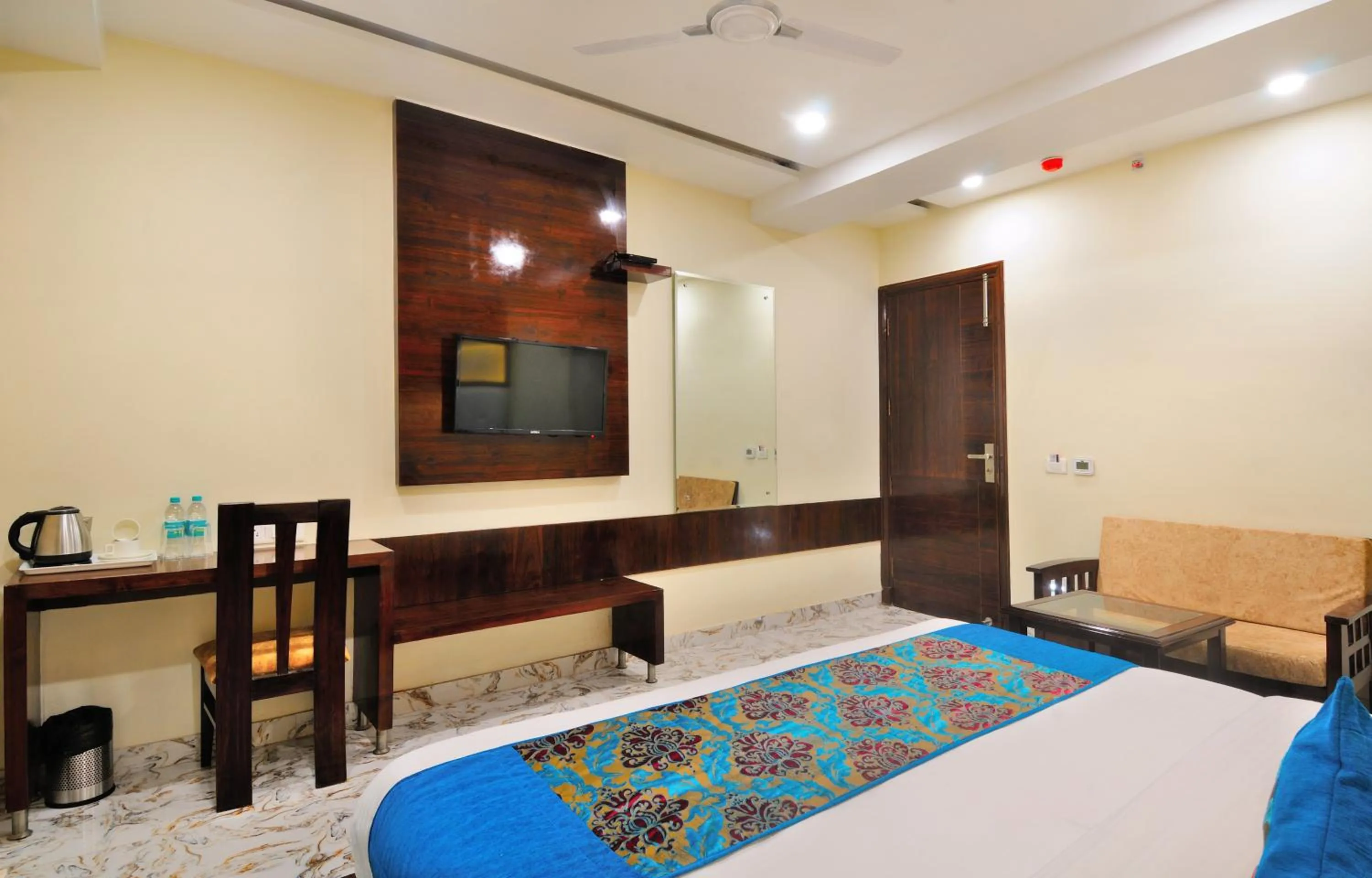Photo of the whole room, Bed in The Grand Uddhav