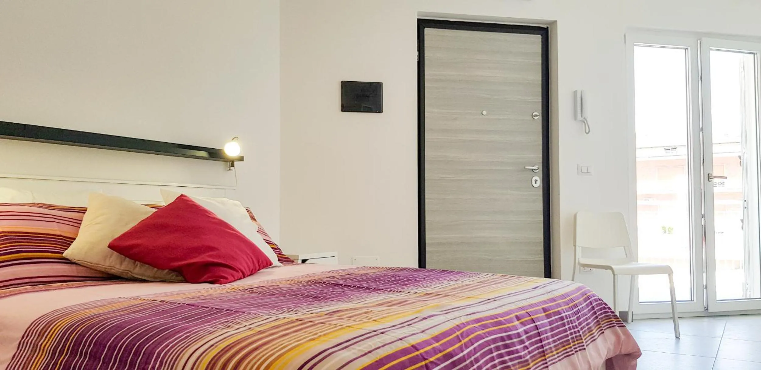 Bedroom, Bed in Punto Blu Relax