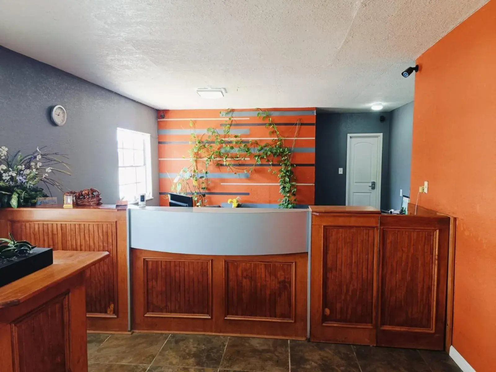 Lobby or reception in Woodfield Inn & Suites Hotel O, Yoakum TX 111 Lobby or reception in Woodfield Inn & Suites Hotel O, Yoakum TX 111