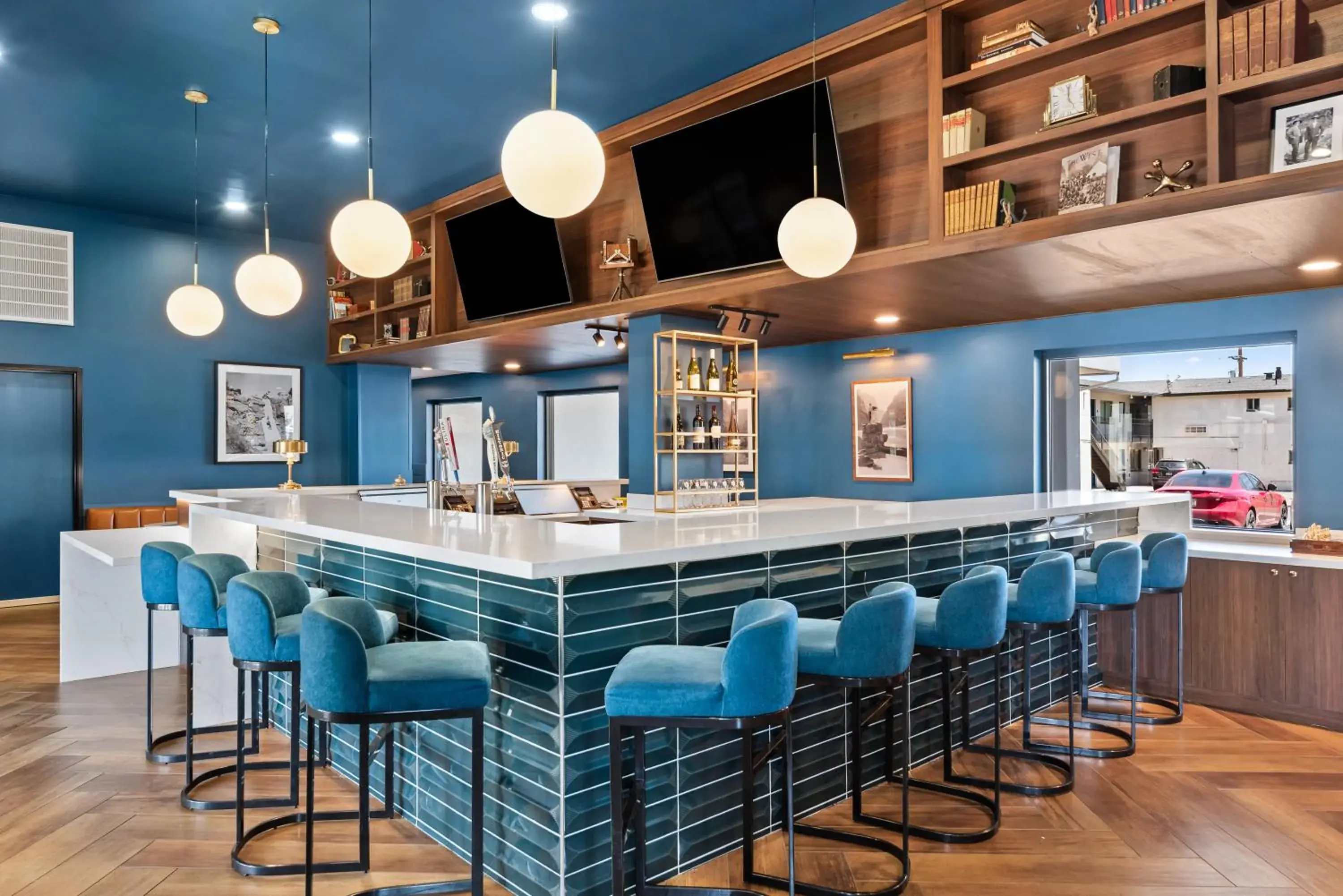 Lounge or bar in The Ellsworth Hotel, an Ascend Collection Hotel Lounge or bar in The Ellsworth Hotel, an Ascend Collection Hotel