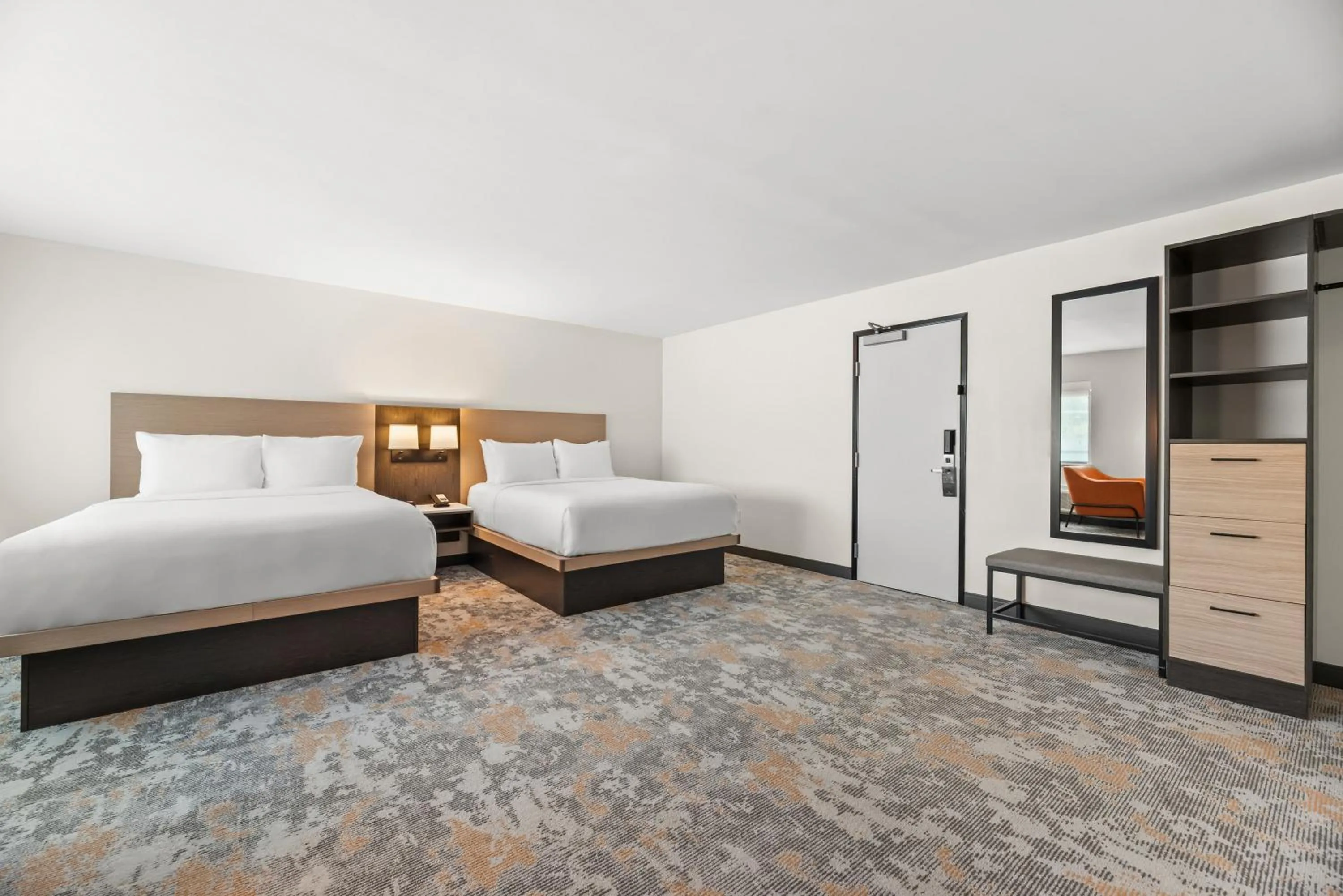 Bedroom, Bed in The Ellsworth Hotel, an Ascend Collection Hotel