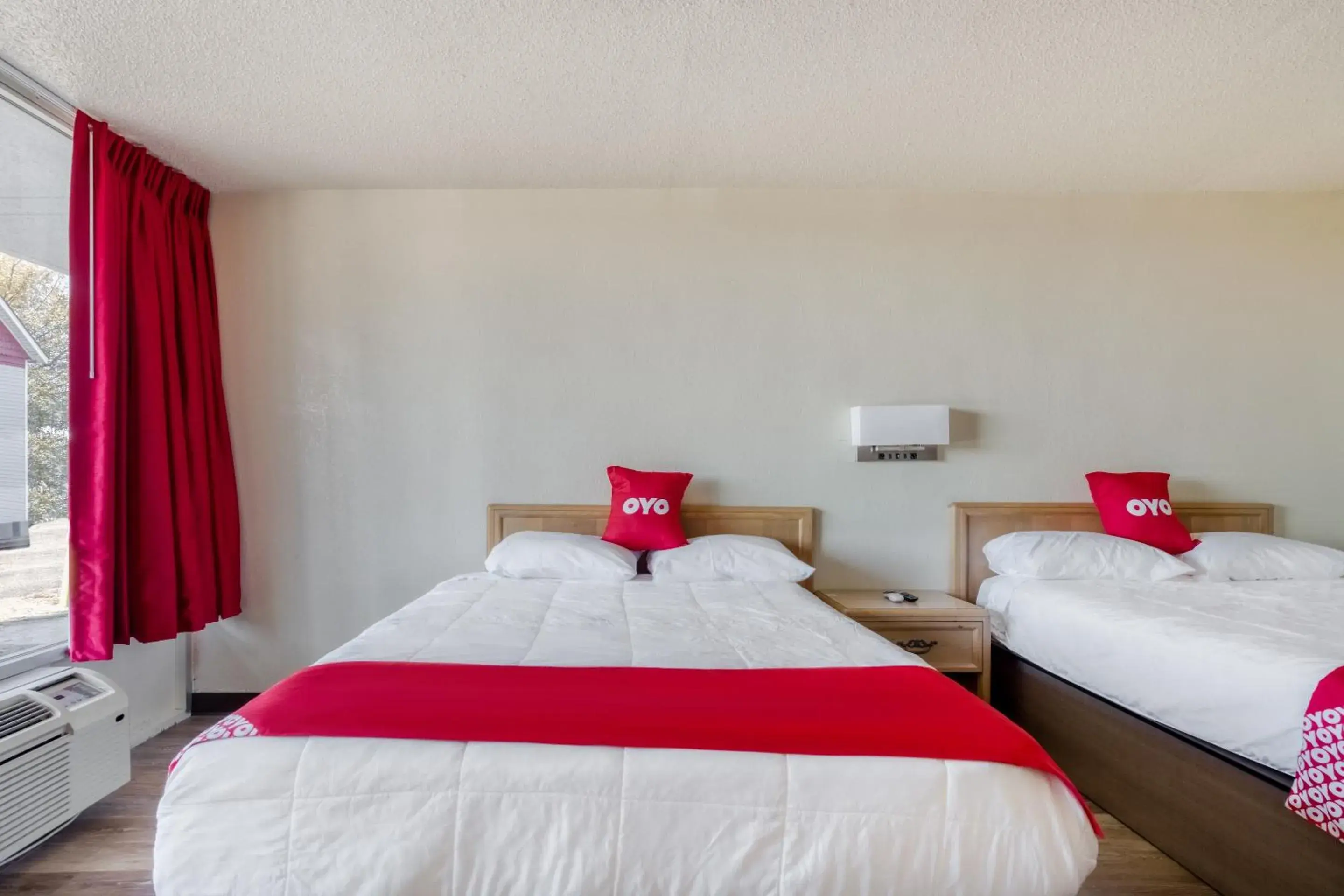 Bedroom, Bed in OYO Hotel Waco University Area I-35 Bedroom, Bed in OYO Hotel Waco University Area I-35