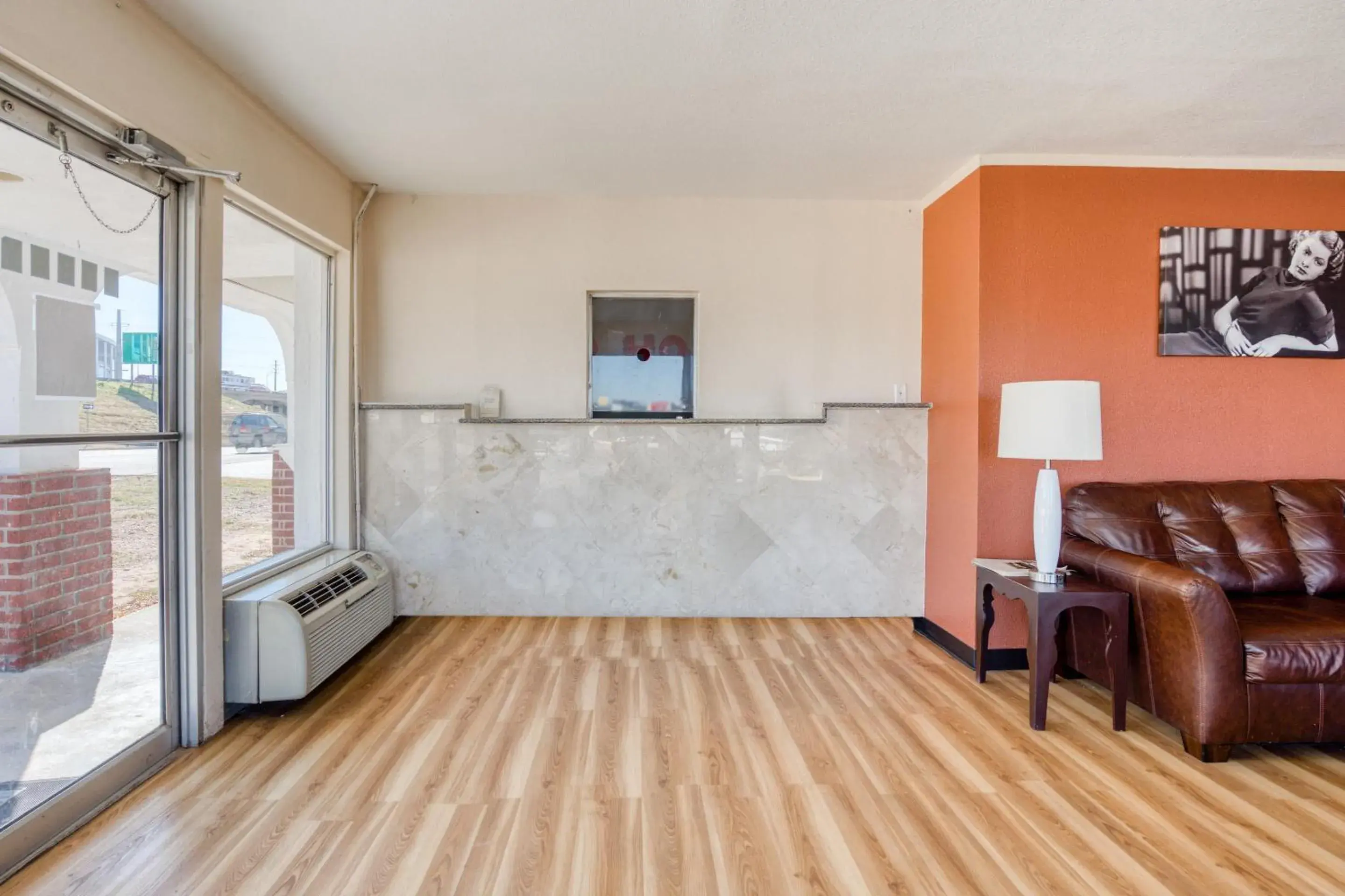 Lobby or reception in OYO Hotel Waco University Area I-35 Lobby or reception in OYO Hotel Waco University Area I-35