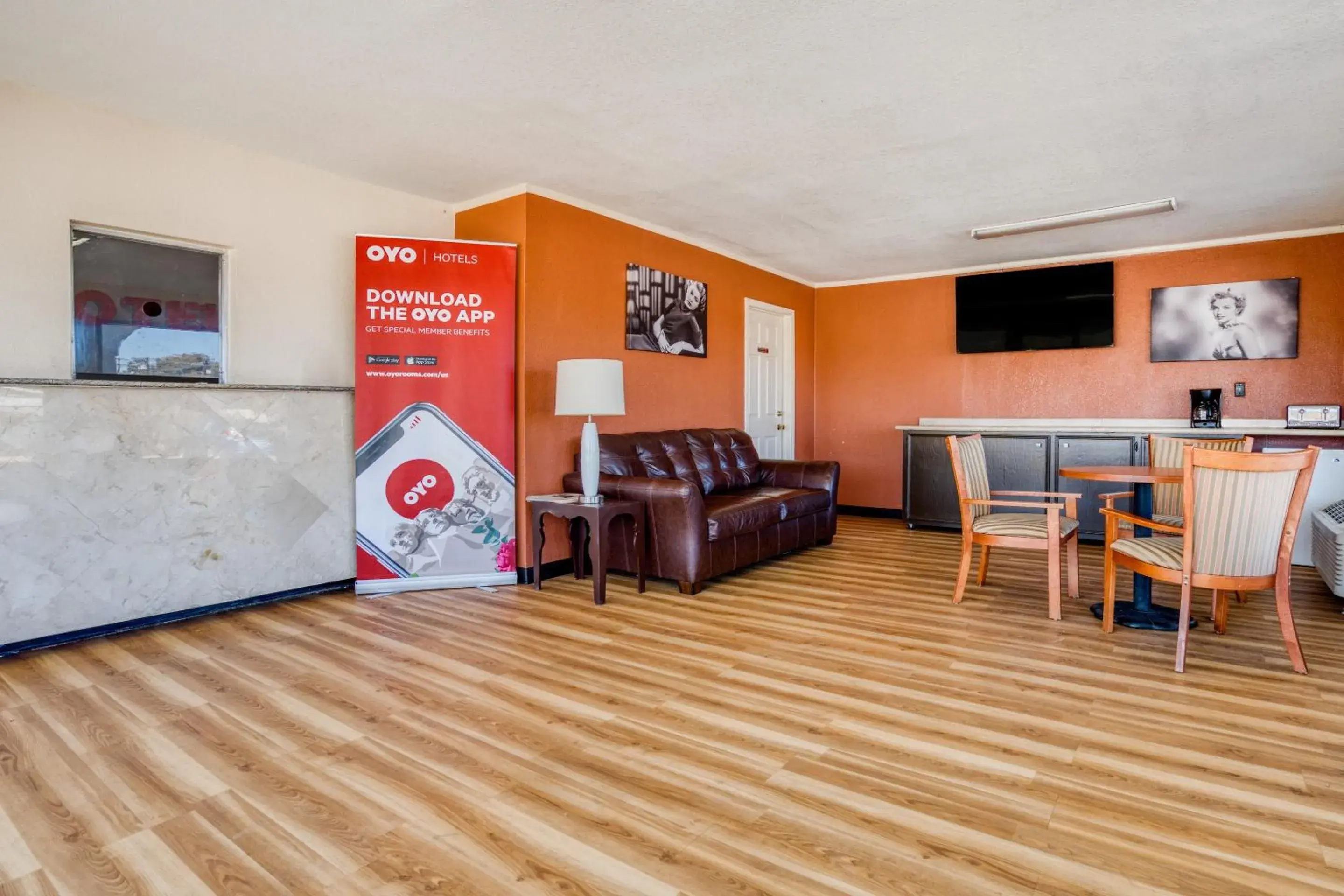 Lobby or reception in OYO Hotel Waco University Area I-35 Lobby or reception in OYO Hotel Waco University Area I-35