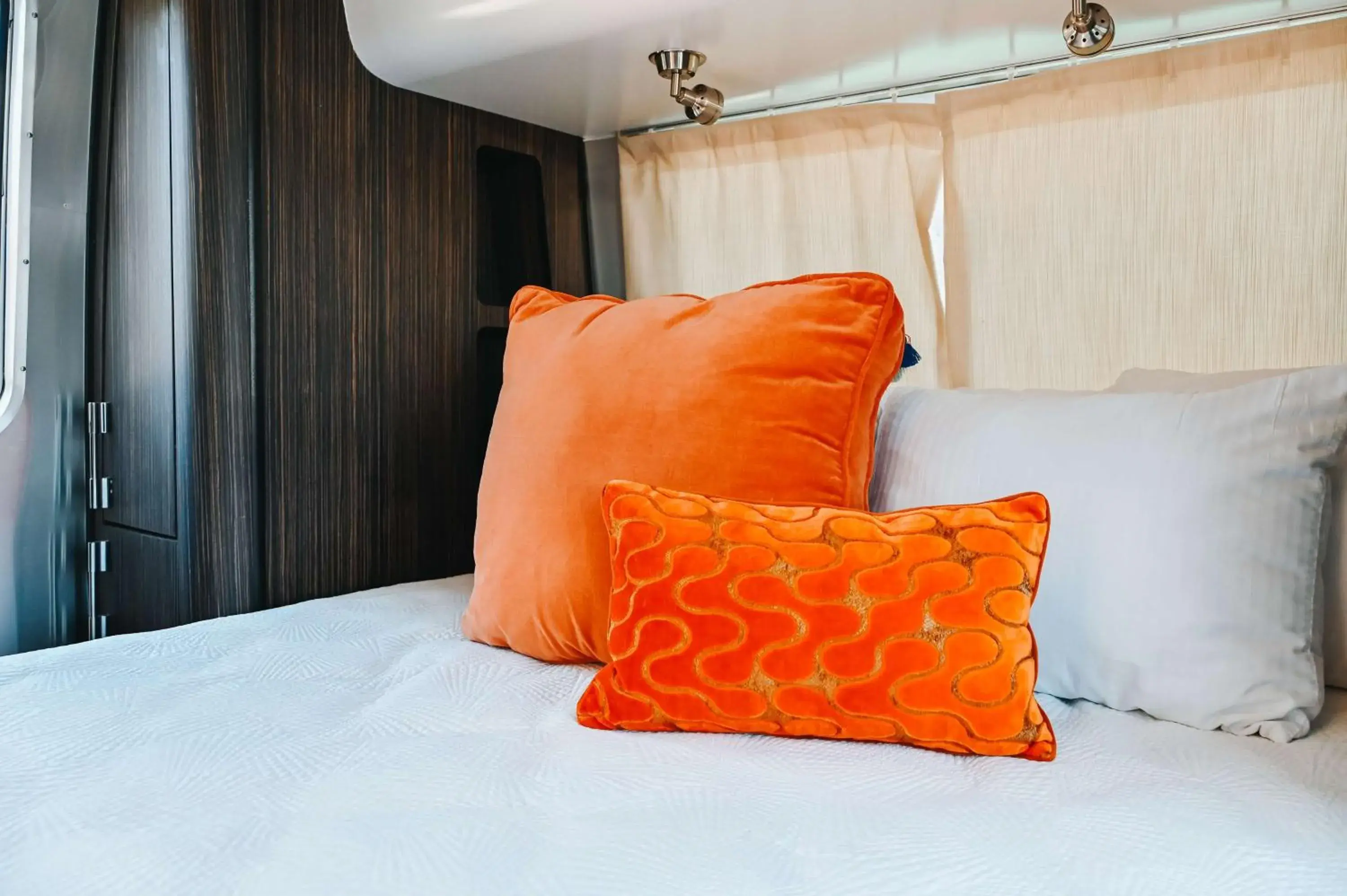 Bedroom, Bed in Egyptian Motor Hotel BW Signature Collection Bedroom, Bed in Egyptian Motor Hotel BW Signature Collection