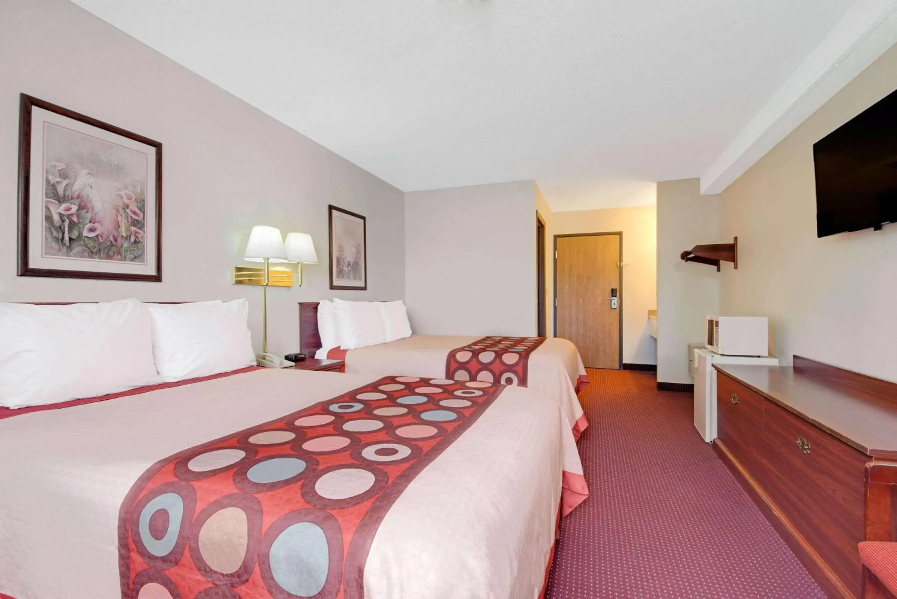 Super 8 by Wyndham Riverside/Kansas City Super 8 by Wyndham Riverside/Kansas City