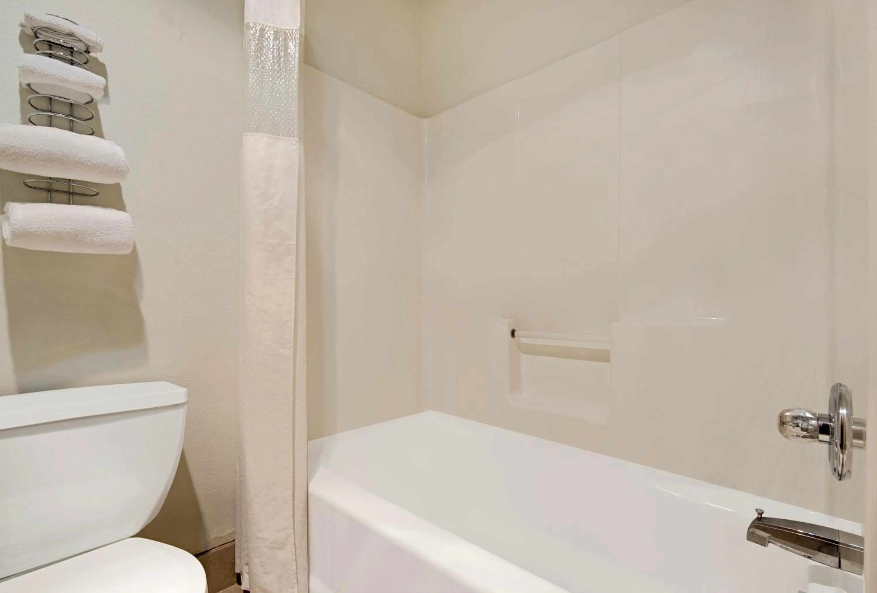 Super 8 by Wyndham Riverside/Kansas City