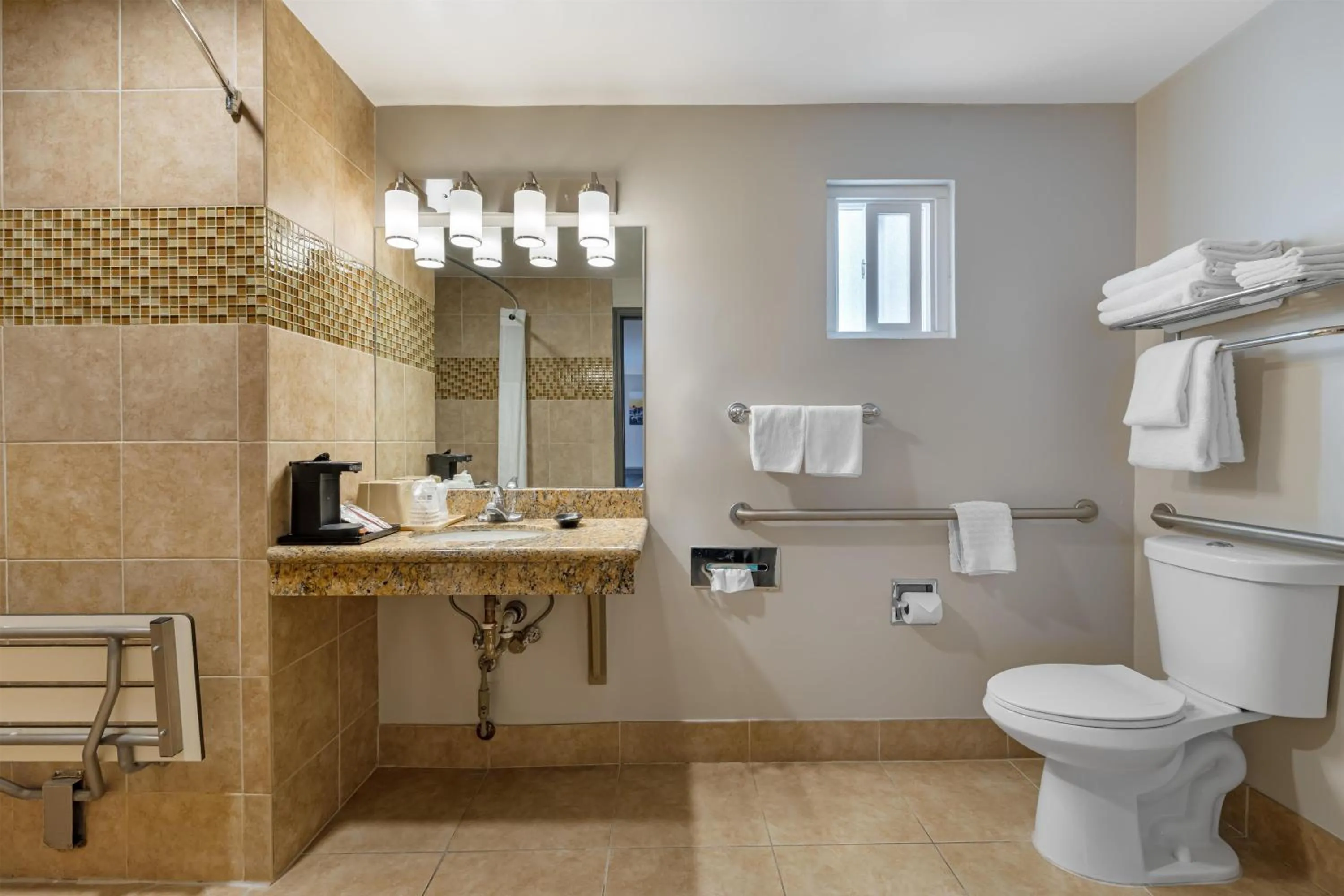 Bathroom in Best Western La Posada Motel