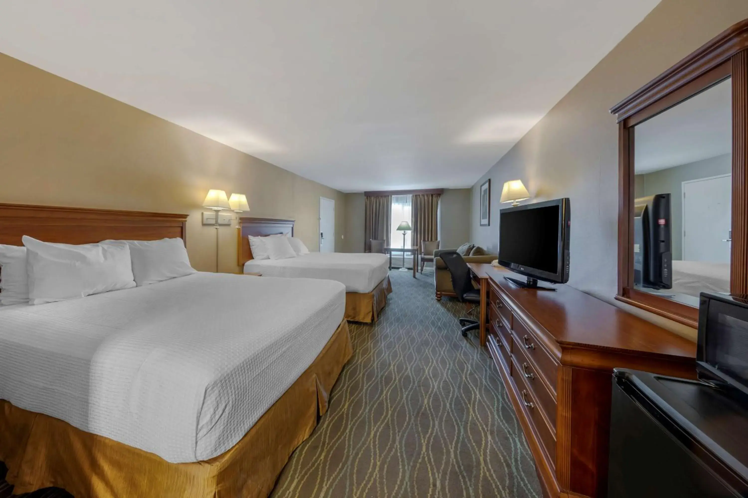 Bedroom, Bed in Best Western La Posada Motel Bedroom, Bed in Best Western La Posada Motel