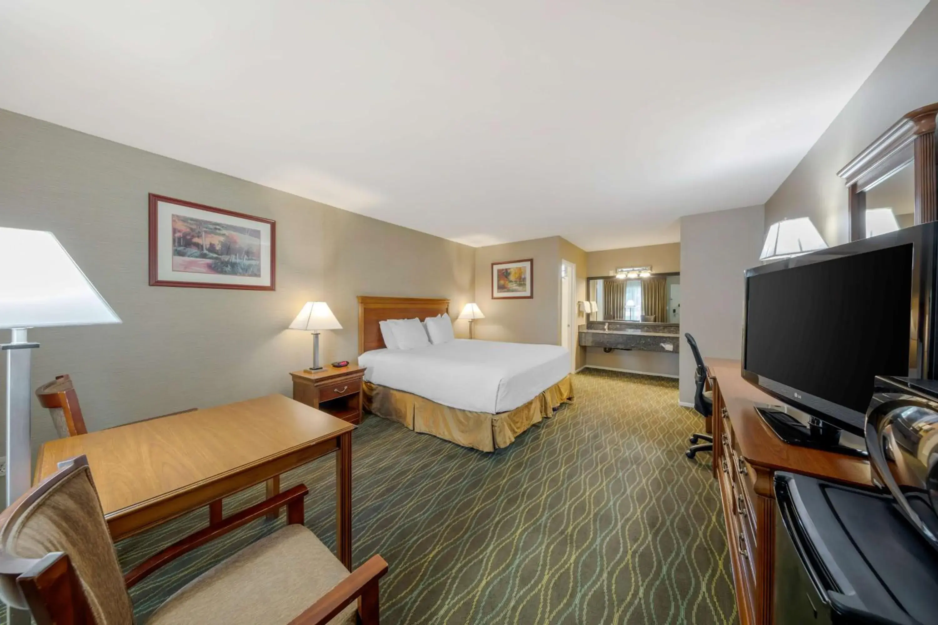 Bedroom, Bed in Best Western La Posada Motel Bedroom, Bed in Best Western La Posada Motel