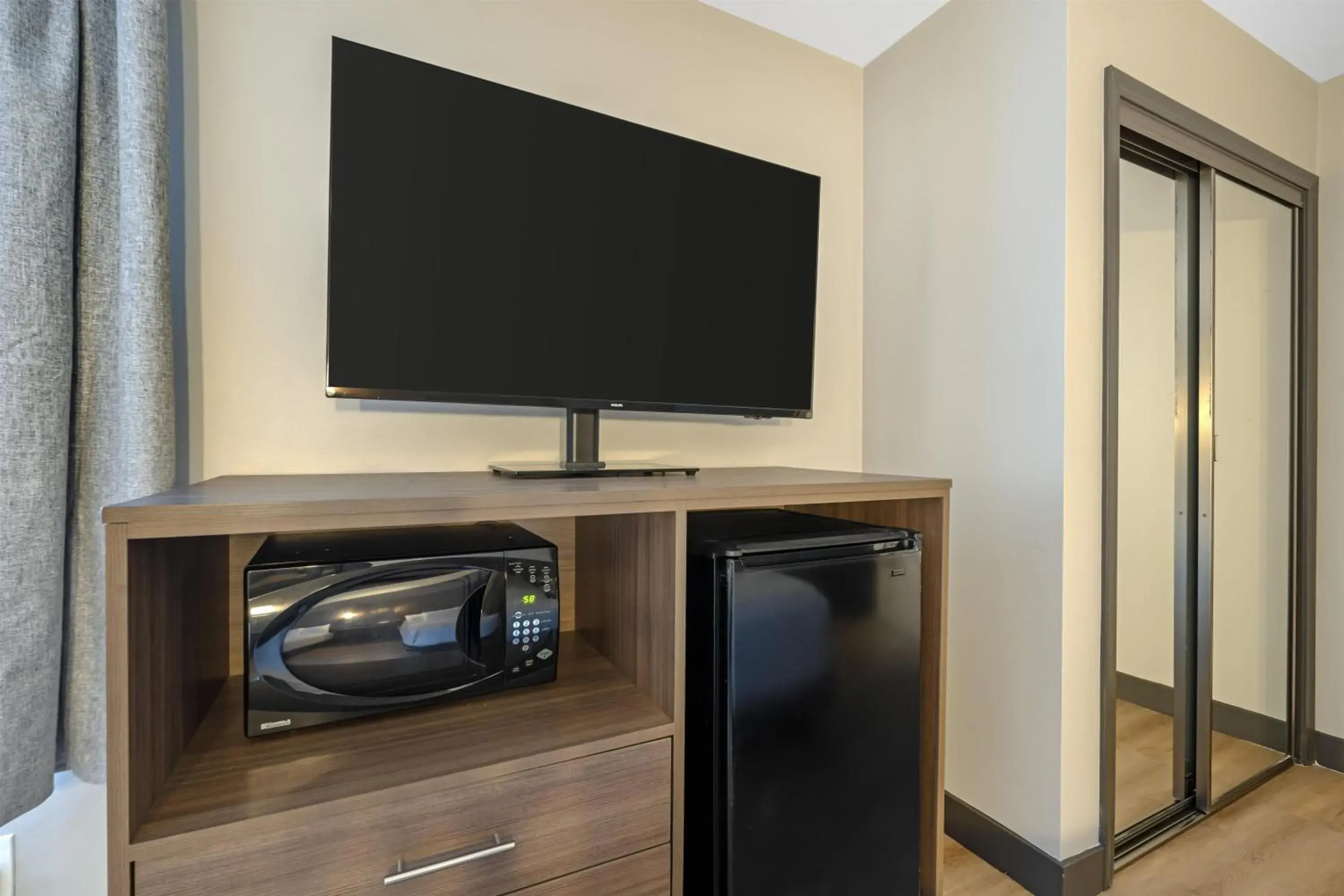 Bedroom in Best Western La Posada Motel Bedroom in Best Western La Posada Motel