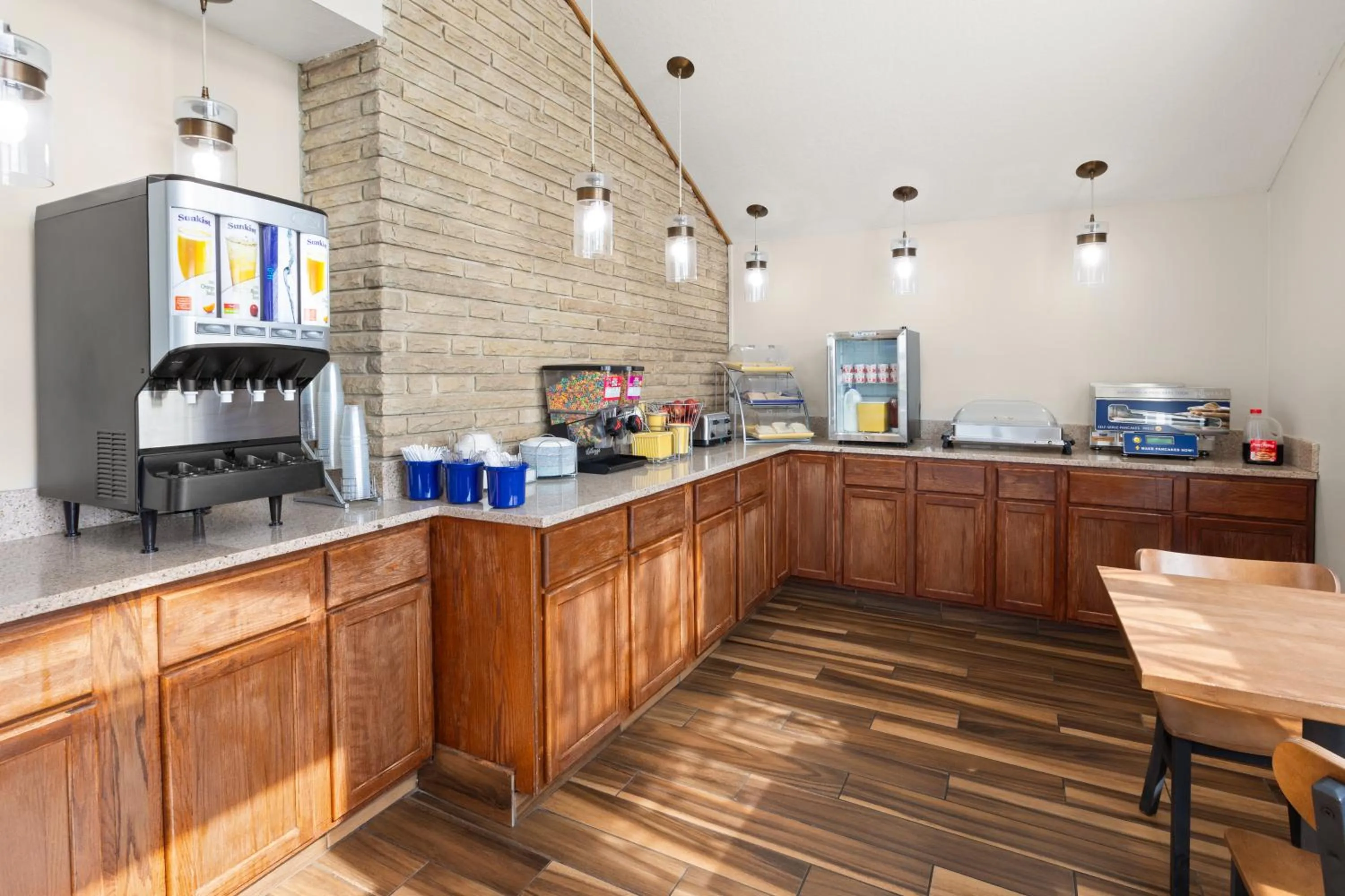 Breakfast in Days Inn by Wyndham Wauseon