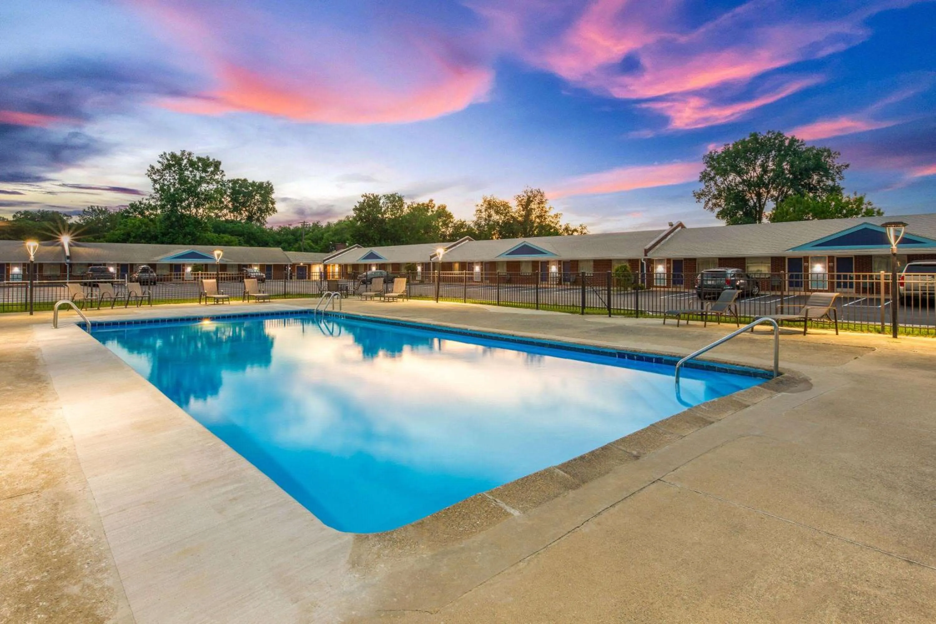 Swimming pool in Days Inn by Wyndham Wauseon