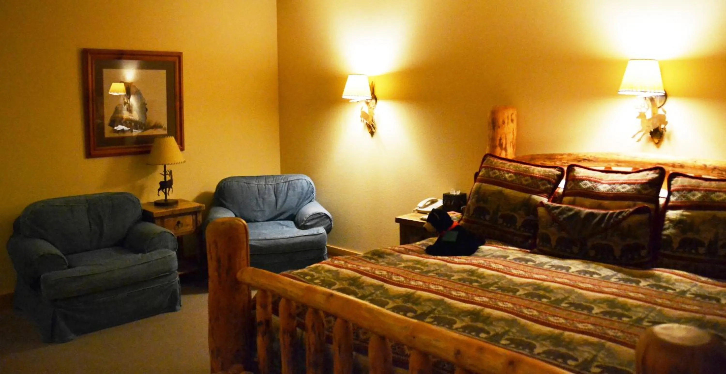 Bed in Daniels Summit Lodge