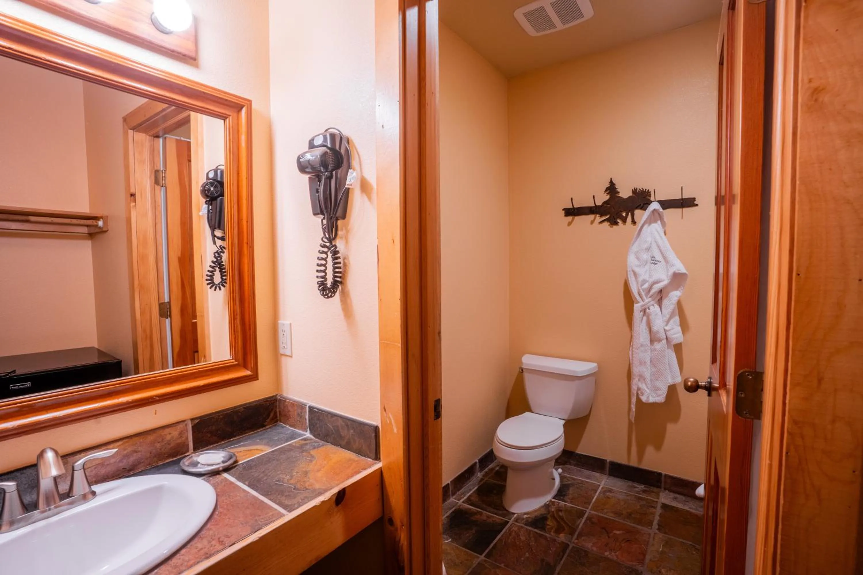 Bathroom in Daniels Summit Lodge