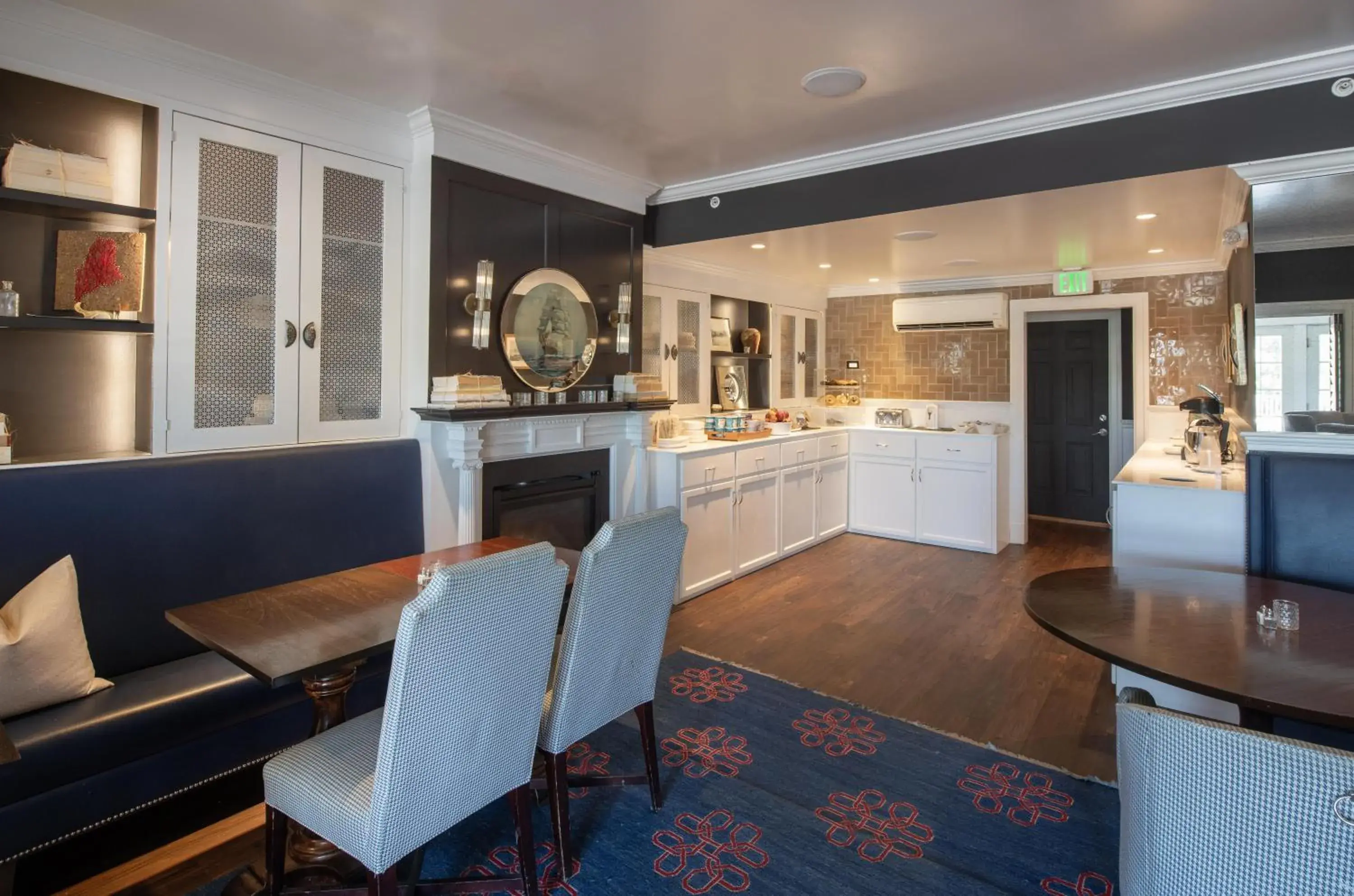 Restaurant/places to eat in Kennebunkport Inn Restaurant/places to eat in Kennebunkport Inn