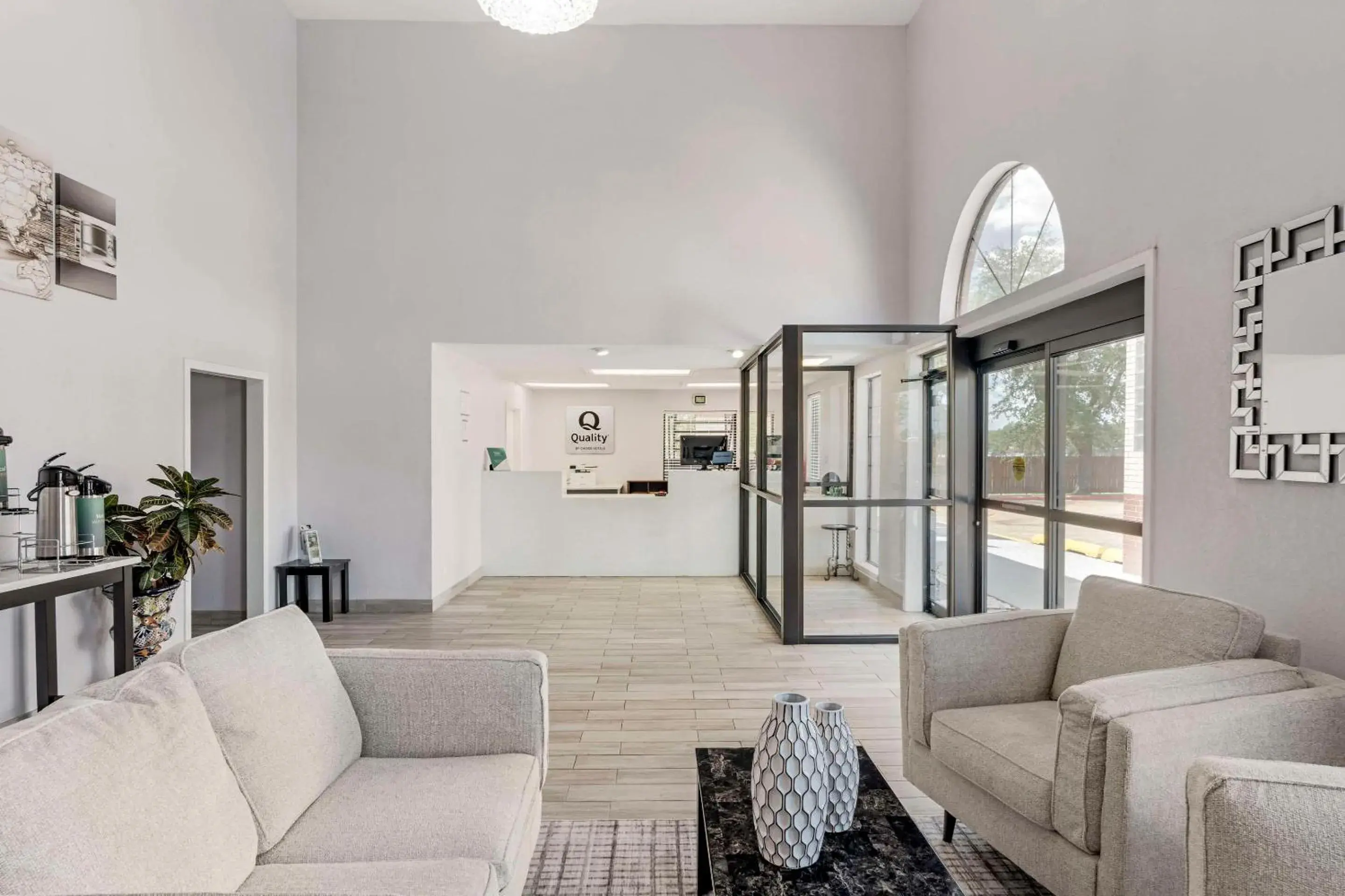 Lobby or reception in Americas Best Value Inn New Boston Lobby or reception in Americas Best Value Inn New Boston