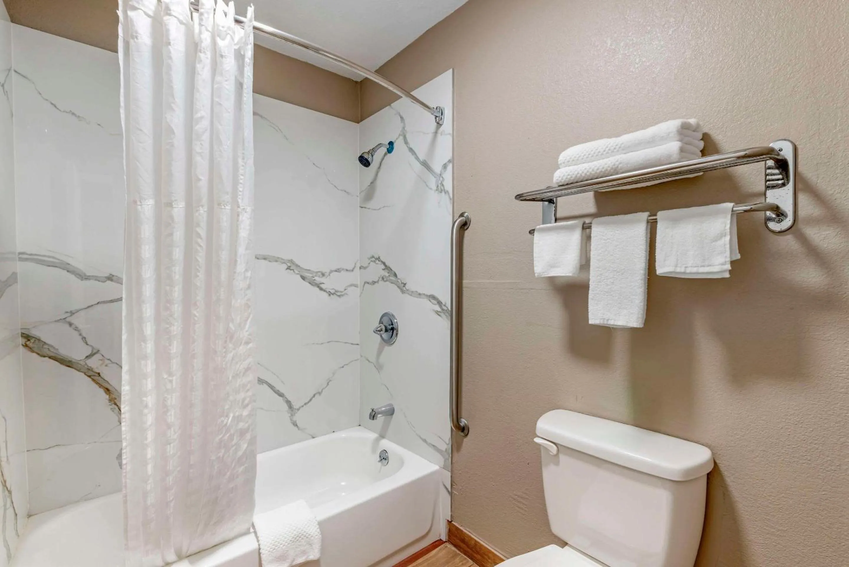 Bathroom in Americas Best Value Inn New Boston