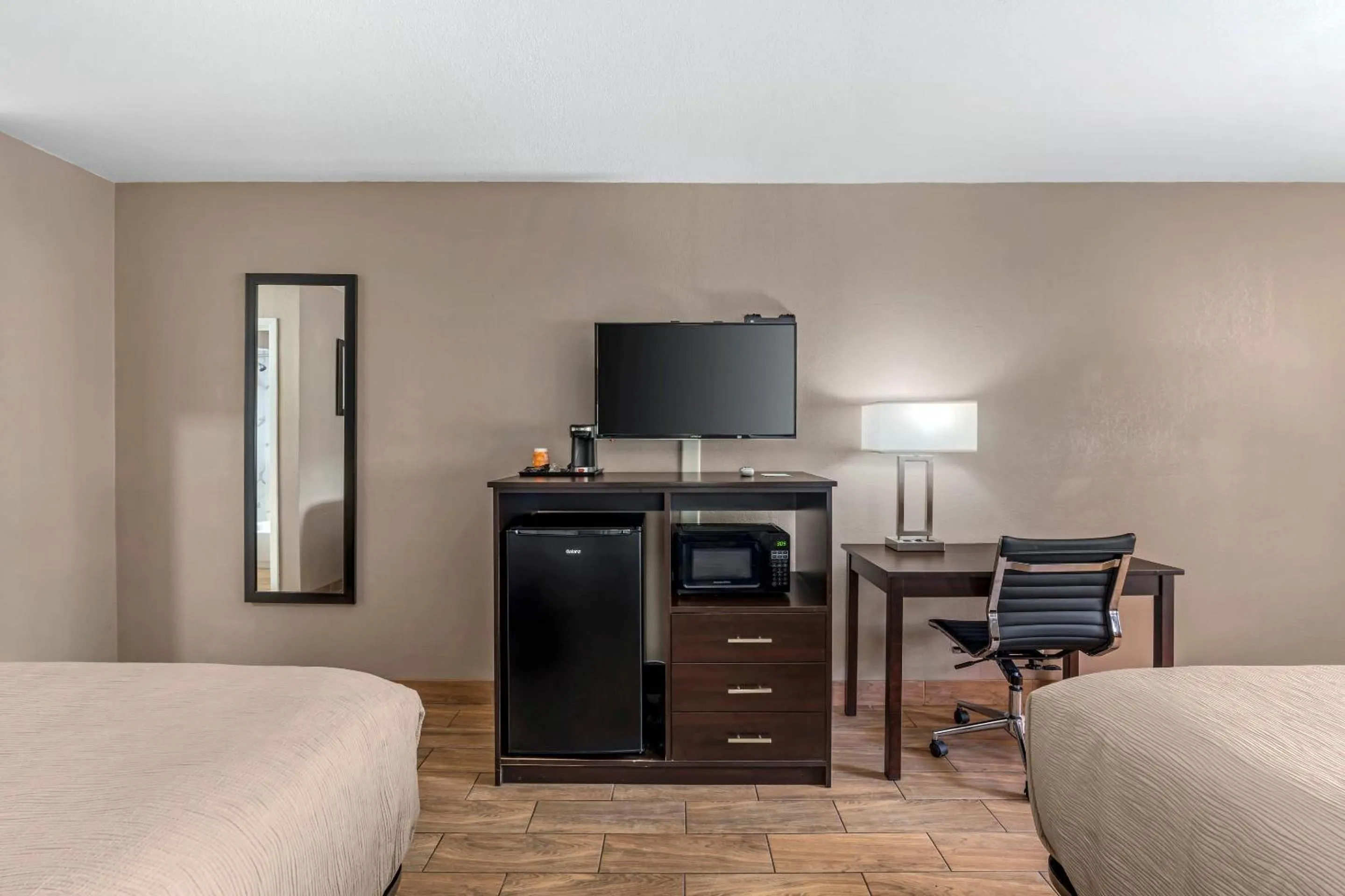 Bedroom, Bed in Quality Inn & Suites New Boston - Texarkana West