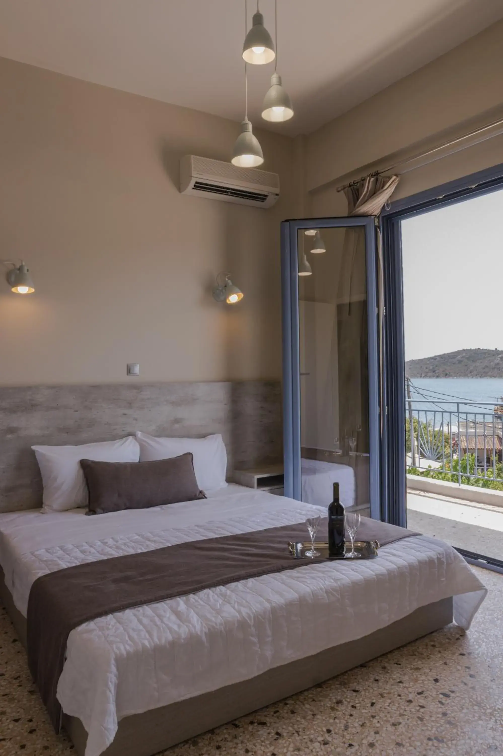 Deluxe Twin Room with Sea View in Vivari Acta Deluxe Twin Room with Sea View in Vivari Acta