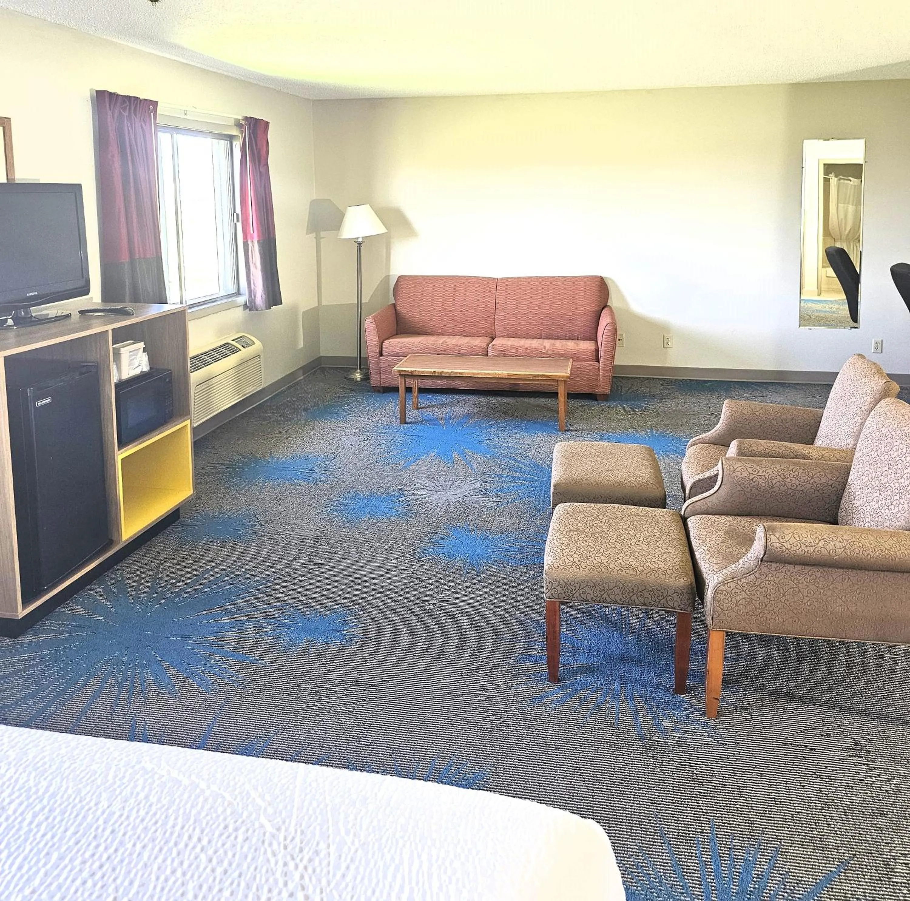 TV and multimedia, Bed in Days Inn by Wyndham North Sioux City